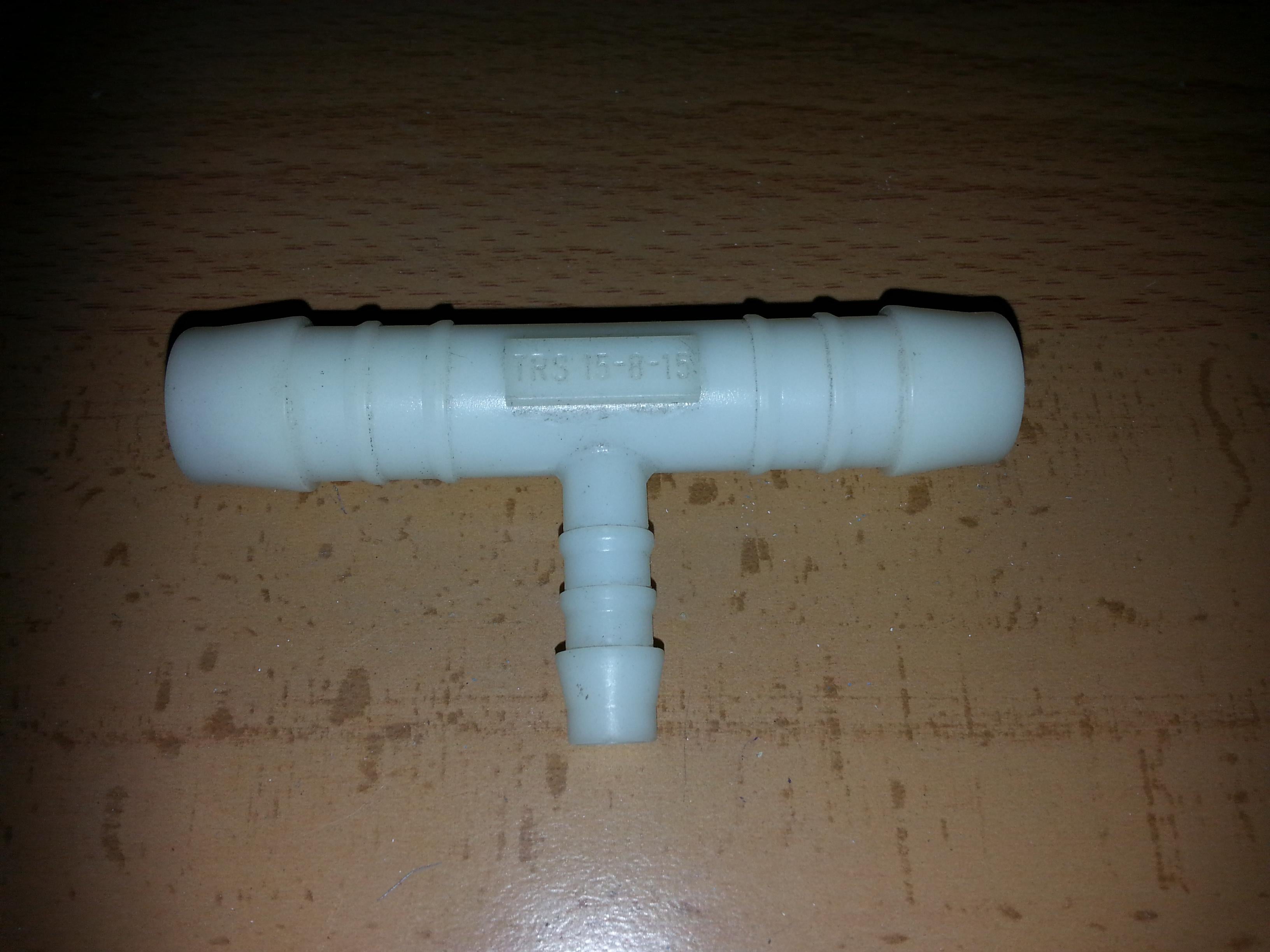 NEW OEM BMW 11531262151 DISTRIBUTION PIECE