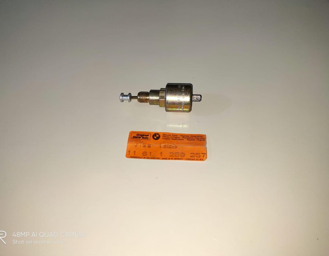 NEW OEM BMW 11611259257 ELECTR.IDLE VALVE FOR E12 520 Sedan, M10,