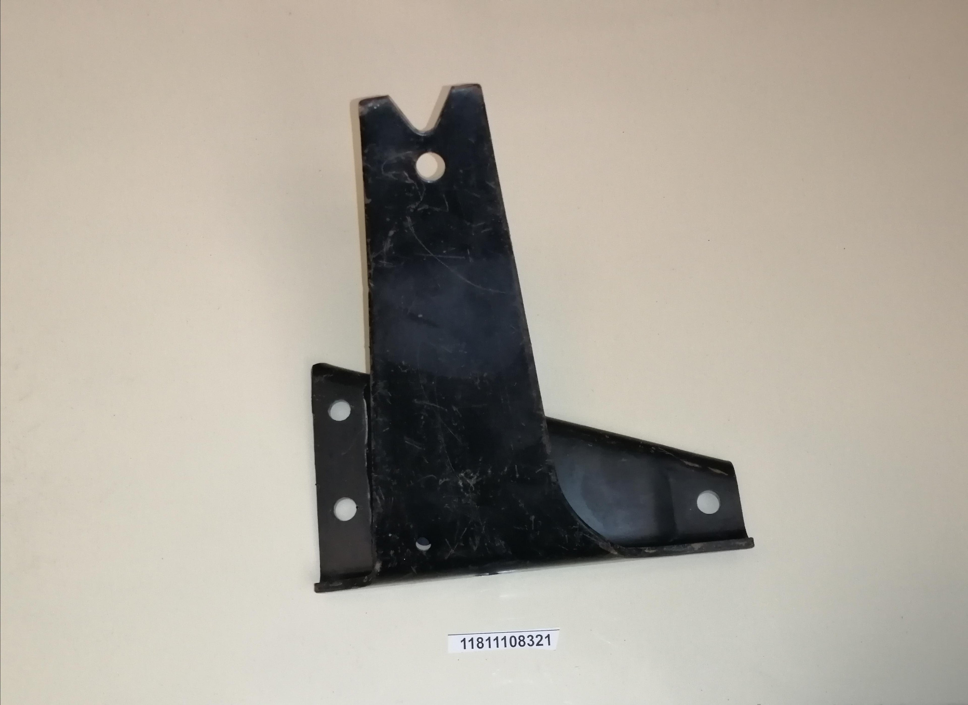 BMW E12 Right Support Bracket 11811108321 Genuine OEM