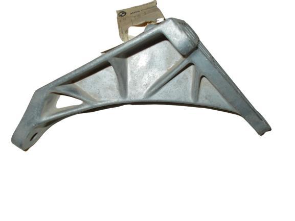 BMW E31, E32 Left Supporting Bracket 11811132989 GENUINE