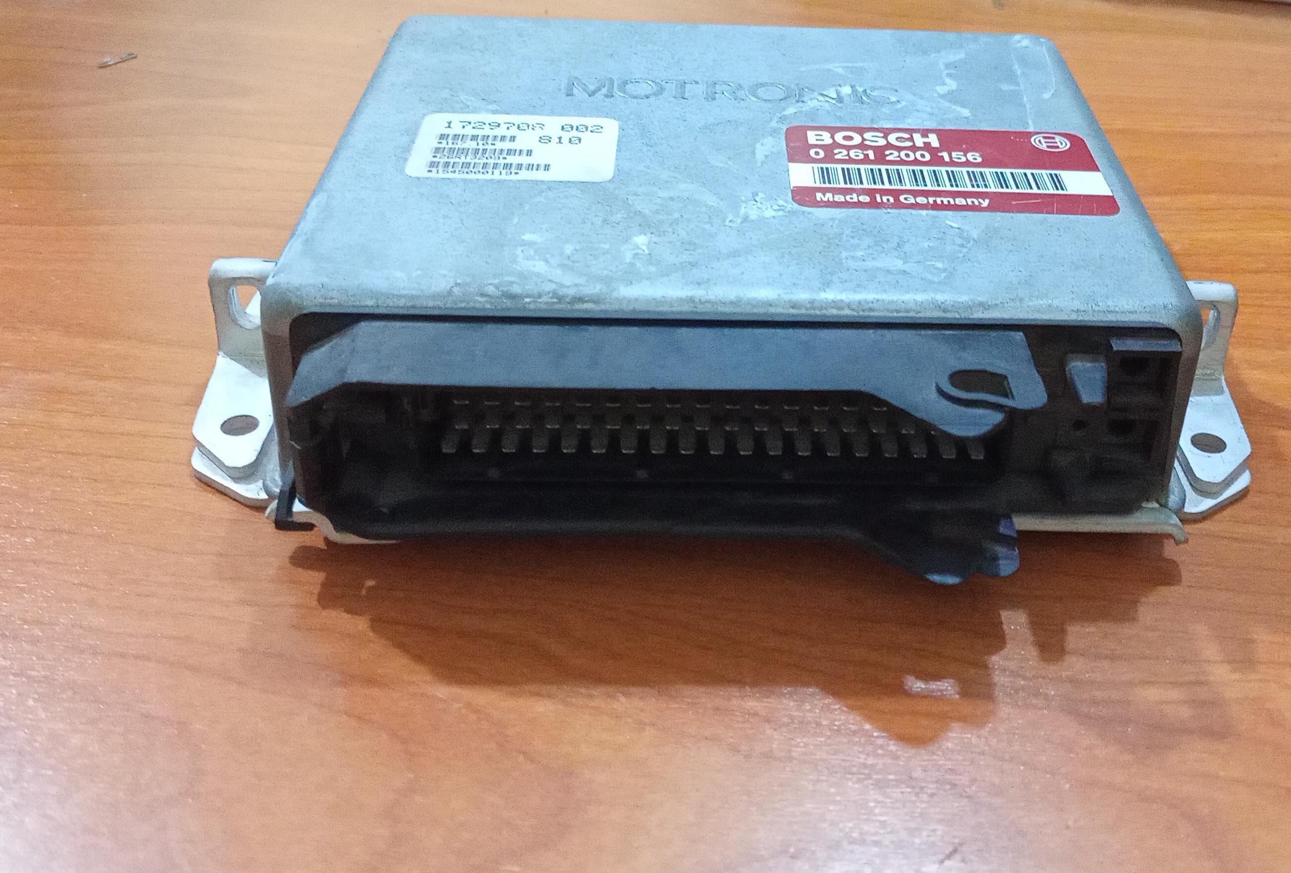 BMW 7 Series E32 V12 M70 Engine Bosch Motronic DME ECU Module 12141730441 Genuine