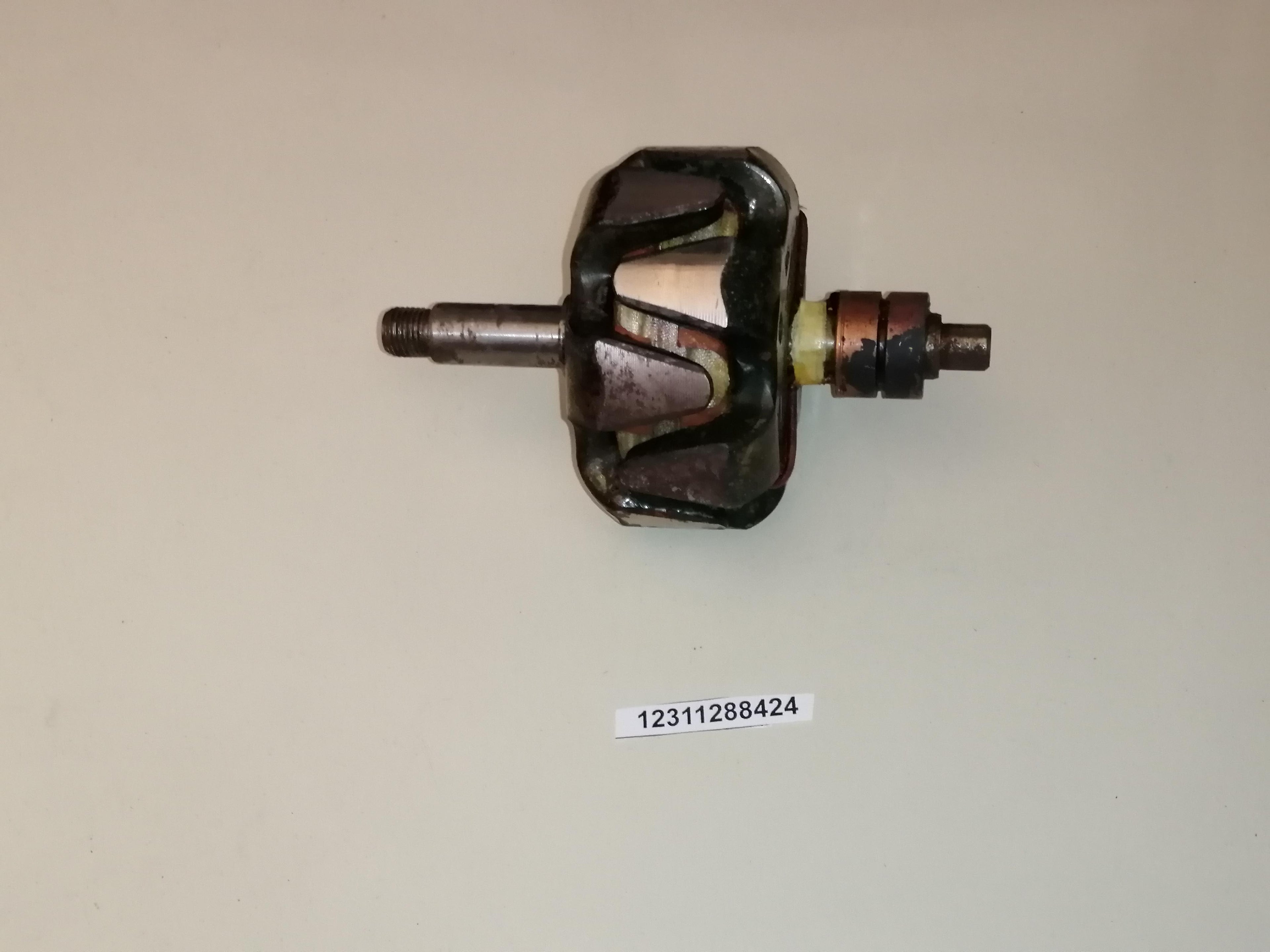 BMW E23 E24 E28 M30 Engine Ignition Distributor Rotor Arm 12311288424 Genuine