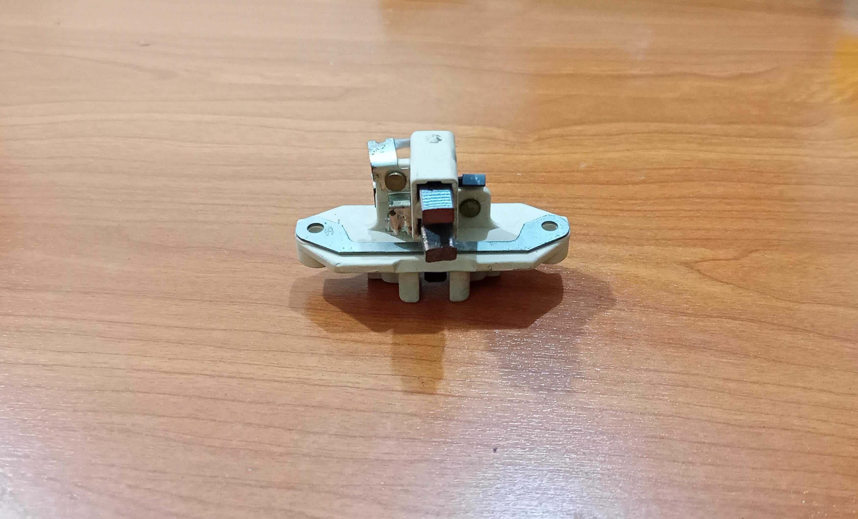 BMW E12, E3, E9 Brush Holder Plate GENUINE