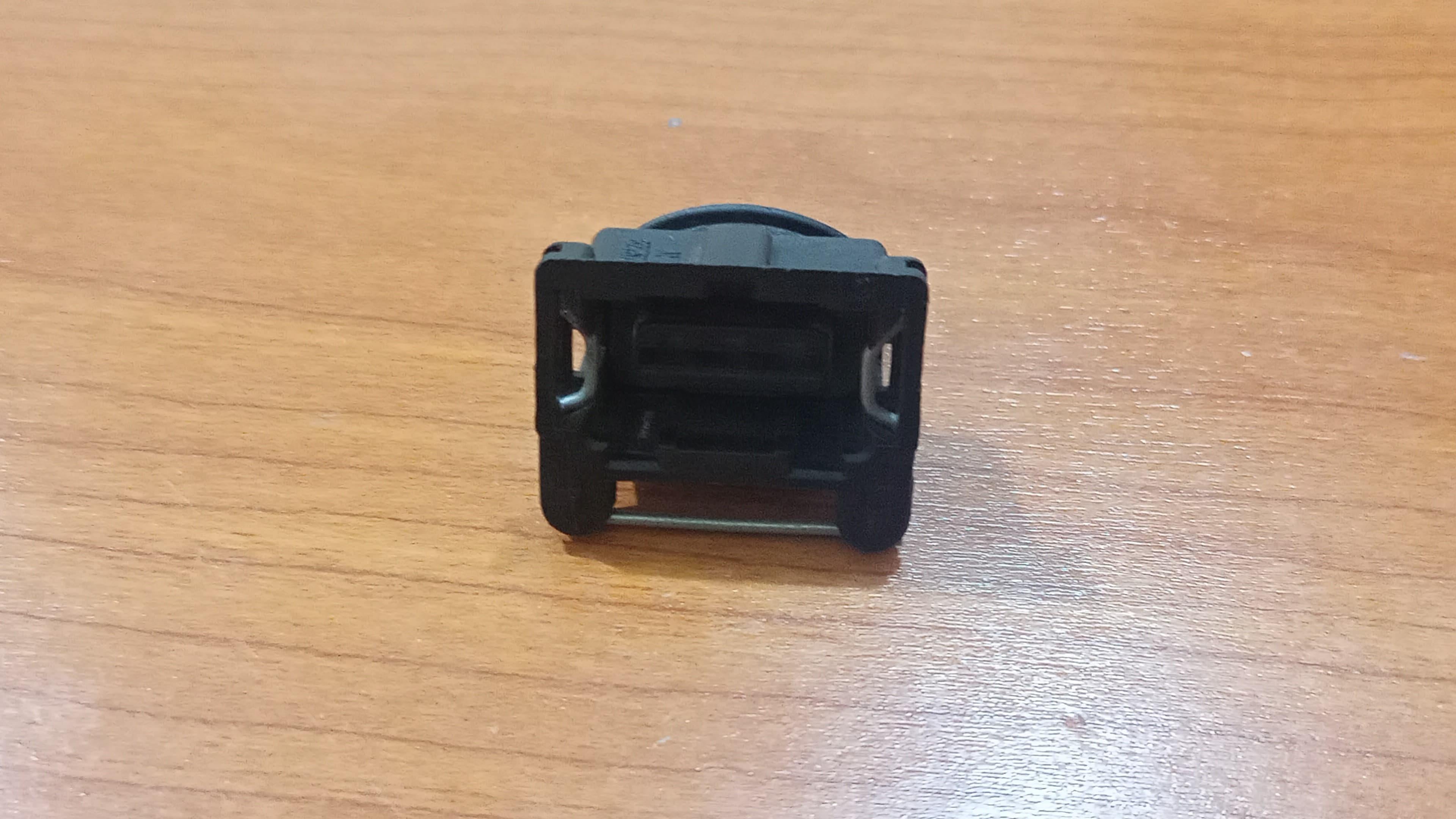 BMW E36 Plug Housing 12521706068  GENUINE