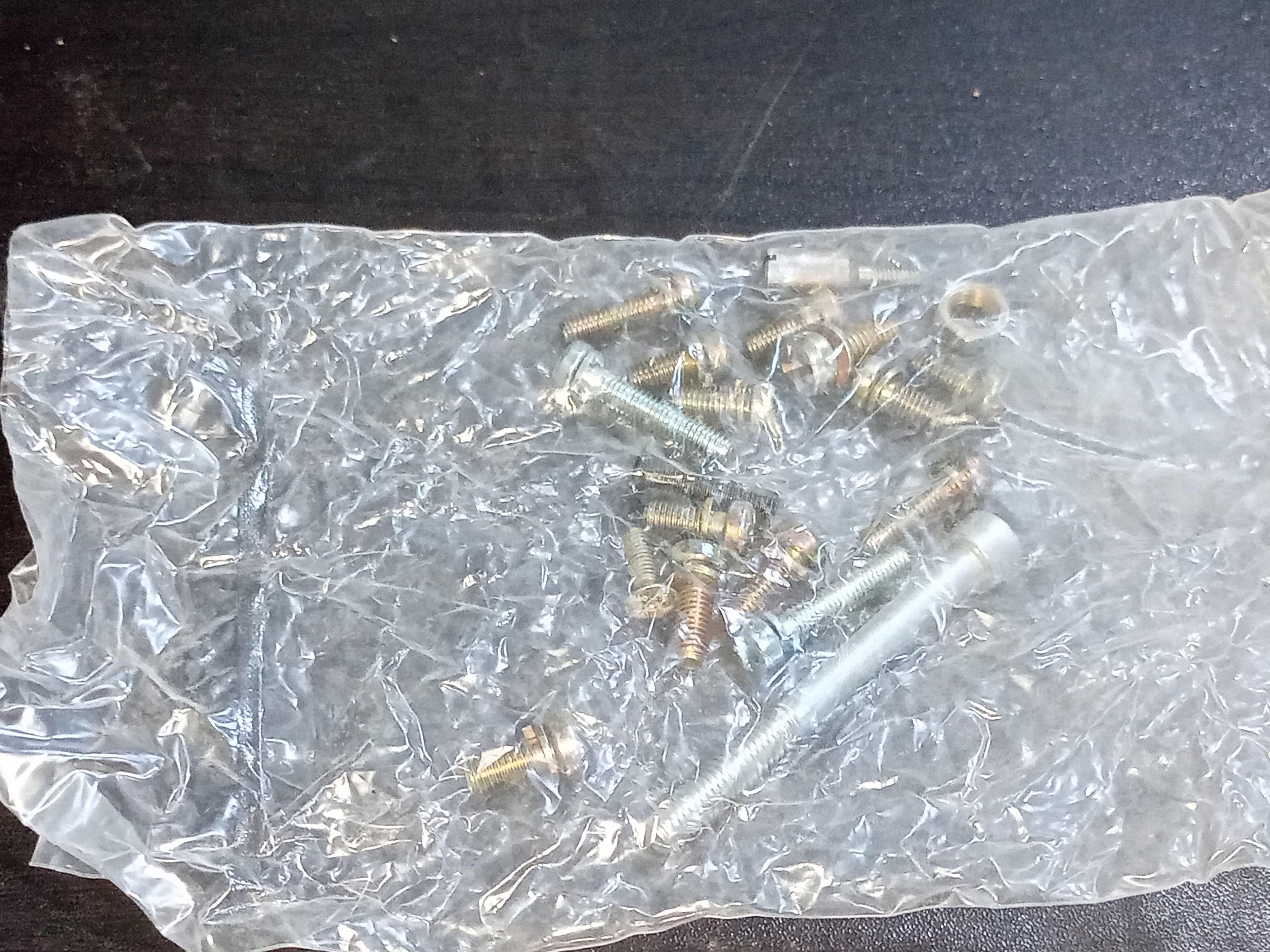 BMW E28, E30 Screws Repair Kit 13111289936 GENUINE