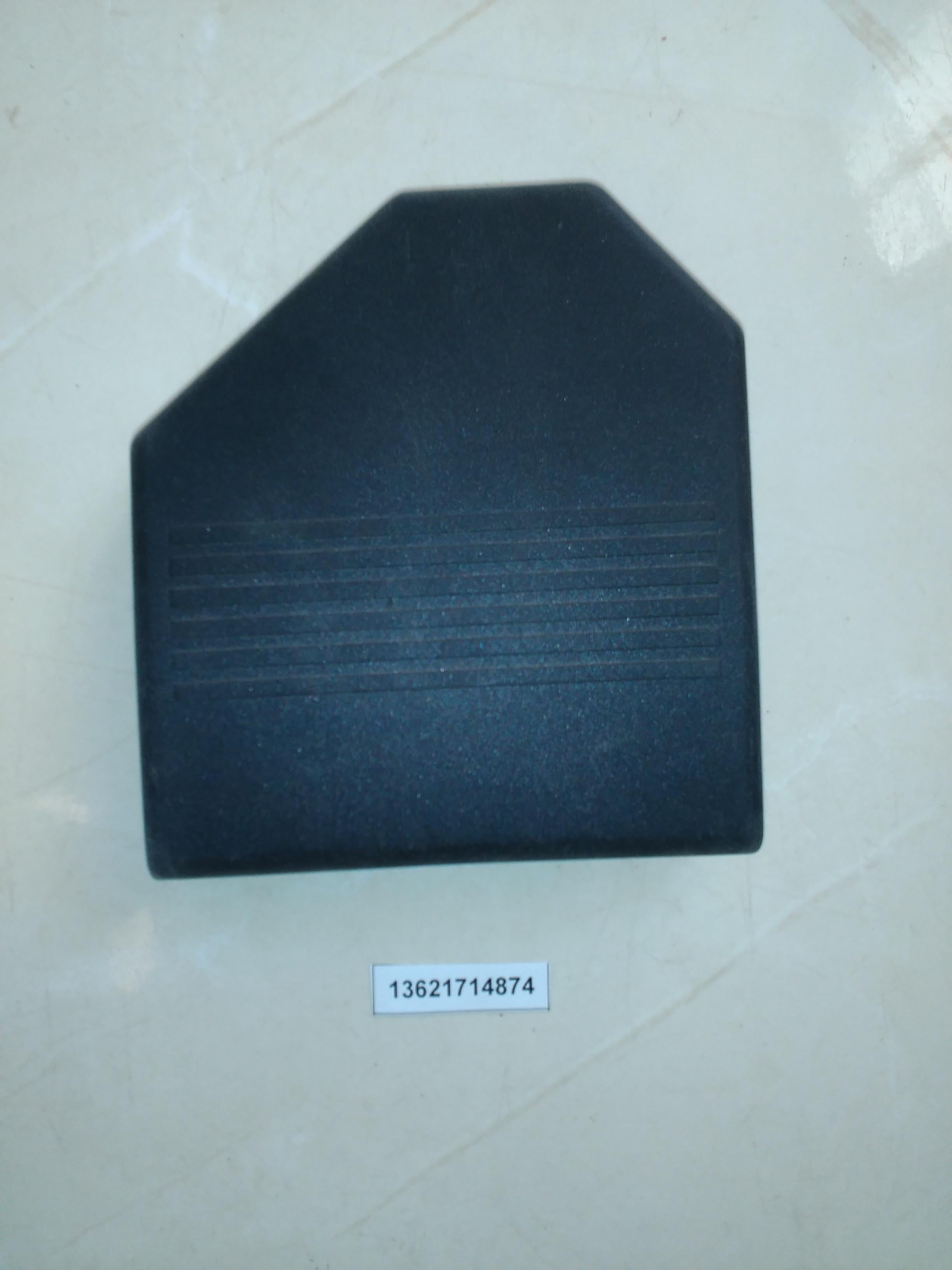 BMW E34 Cover 13621714874 GENUINE