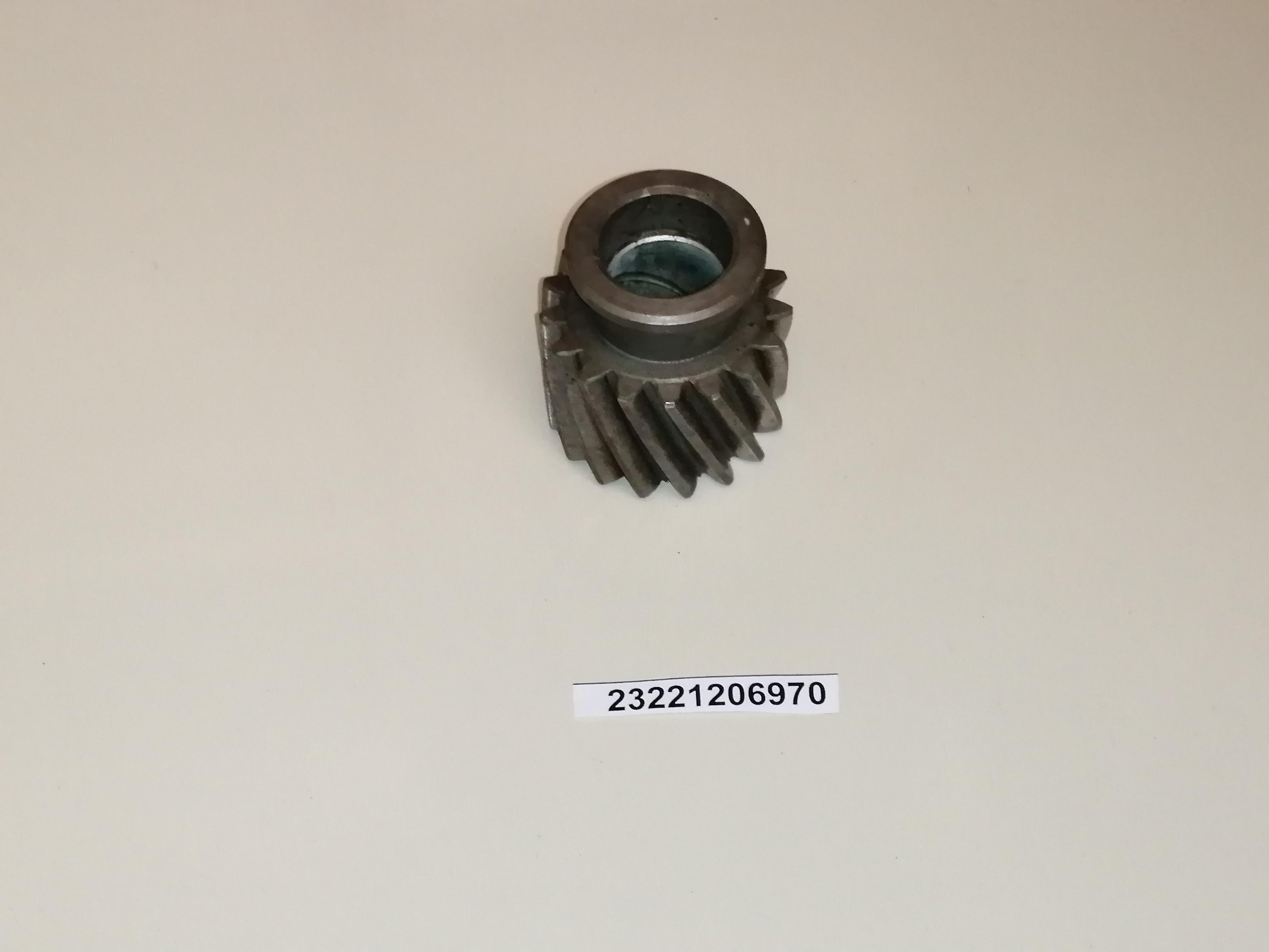 NEW GENUINE BMW 23221206970 REVERSE GEAR WITH BUSH E12 E21 E28 E30