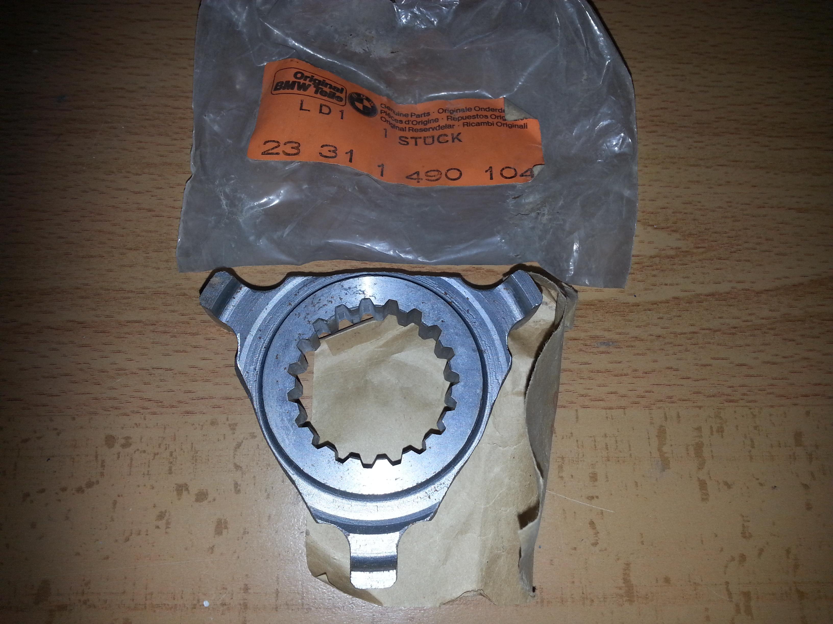 BMW 114, 1502-2002tii Guide Sleeve 23311490104 GENUINE