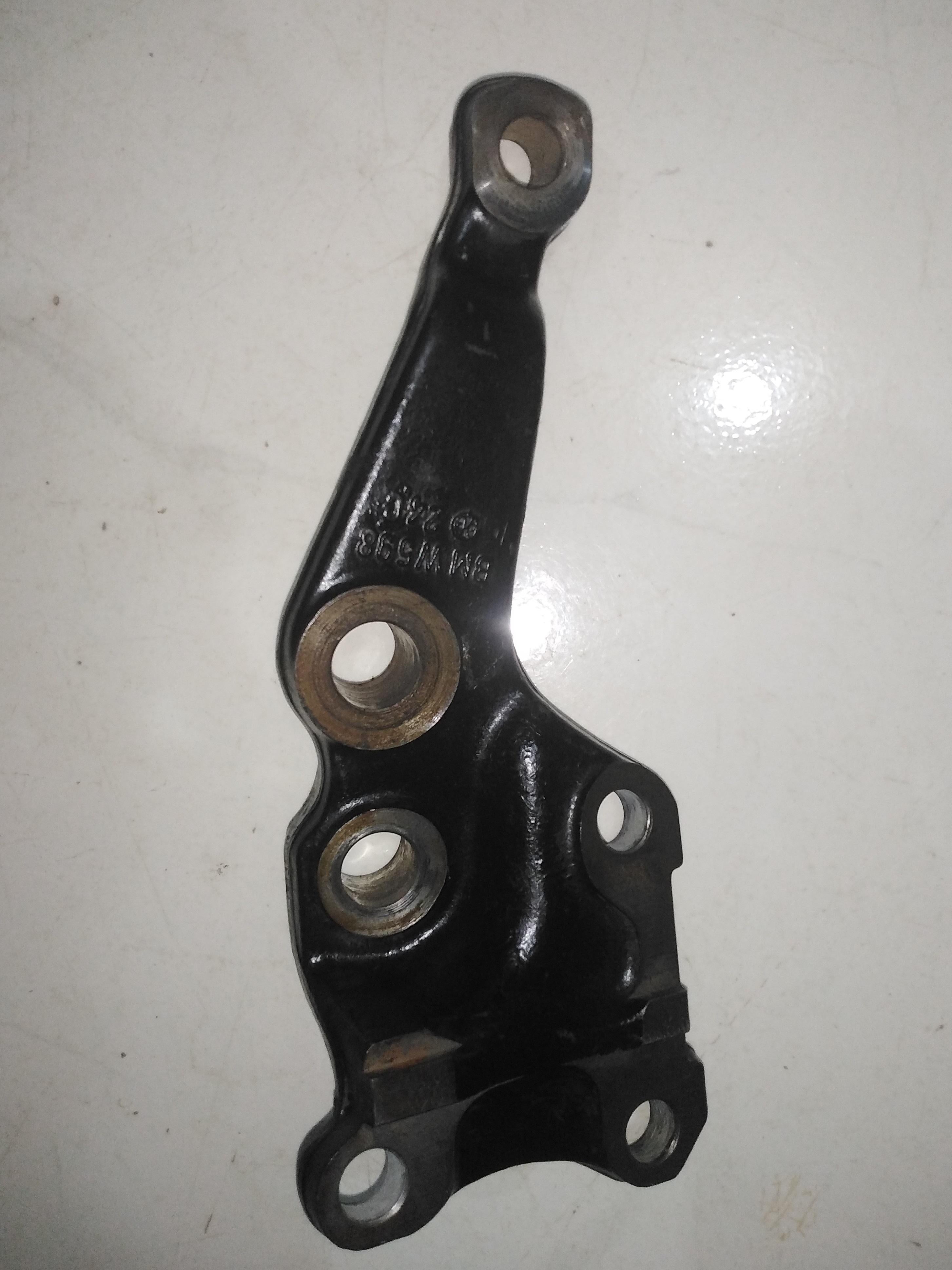 BMW Right Tie Rod Arm 31131133558 E32, E34