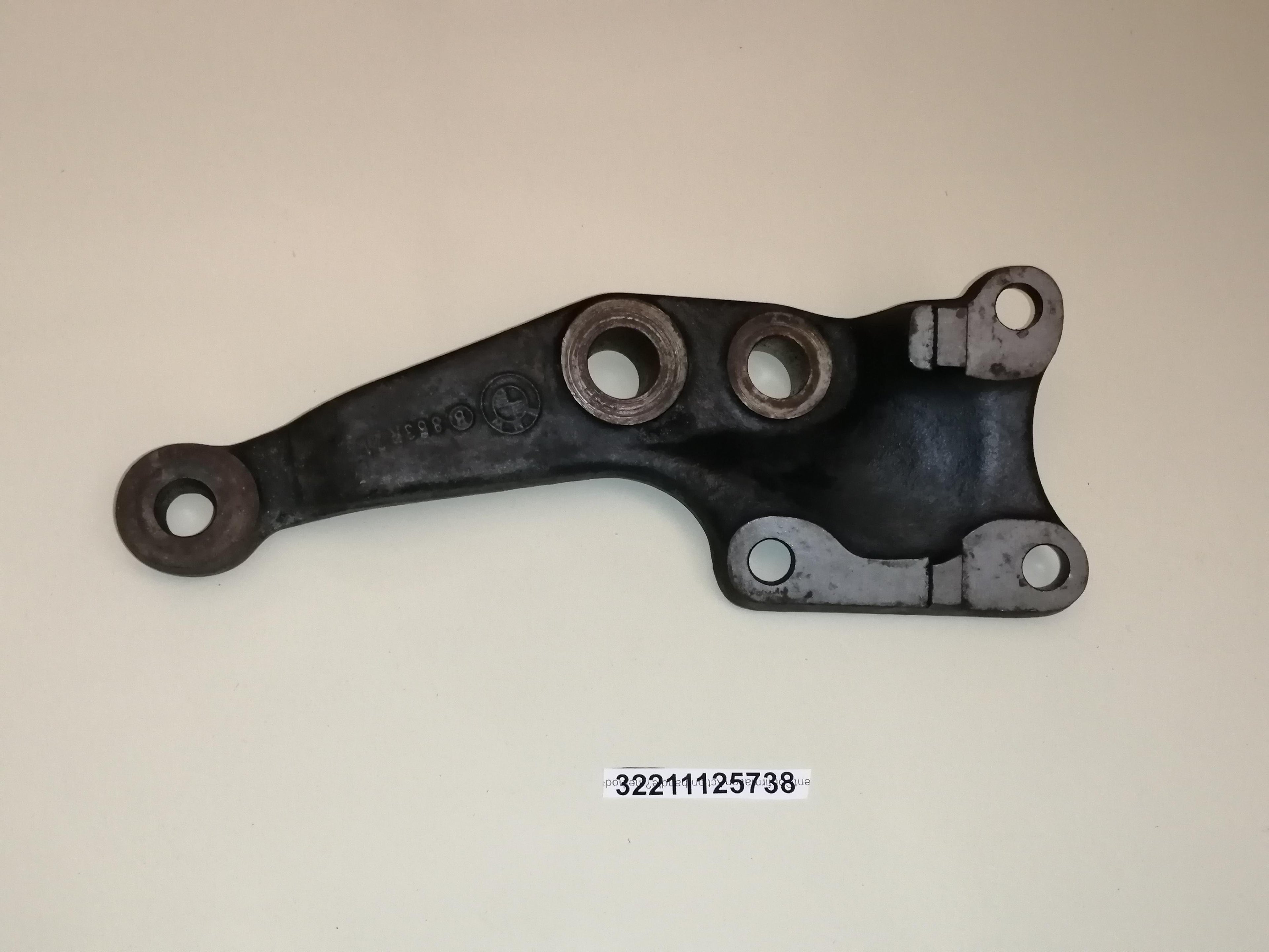 BMW 32211125738 Steering Arm E24, E28