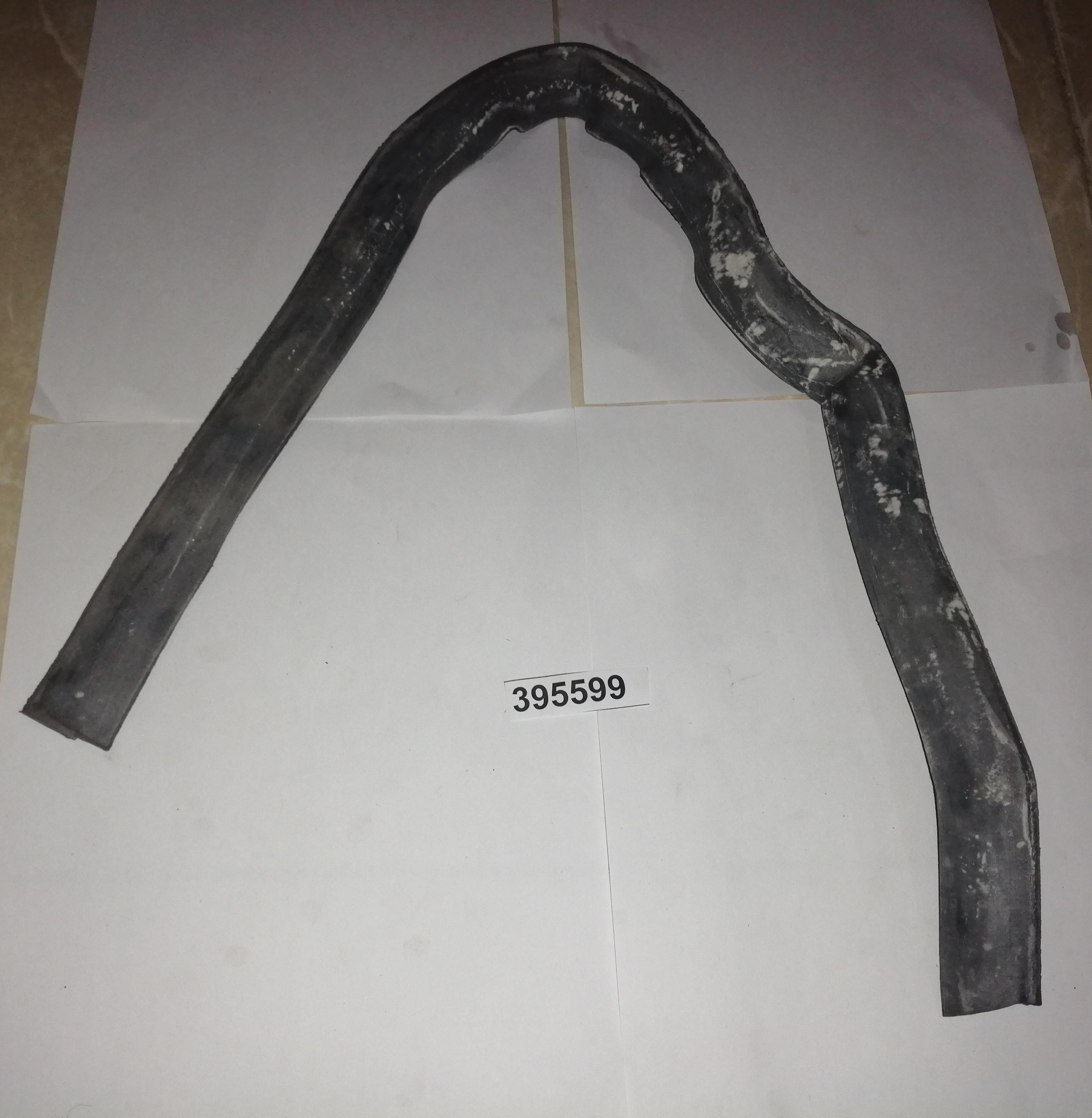 NEW GENUINE LAND ROVER 395599 SEALING