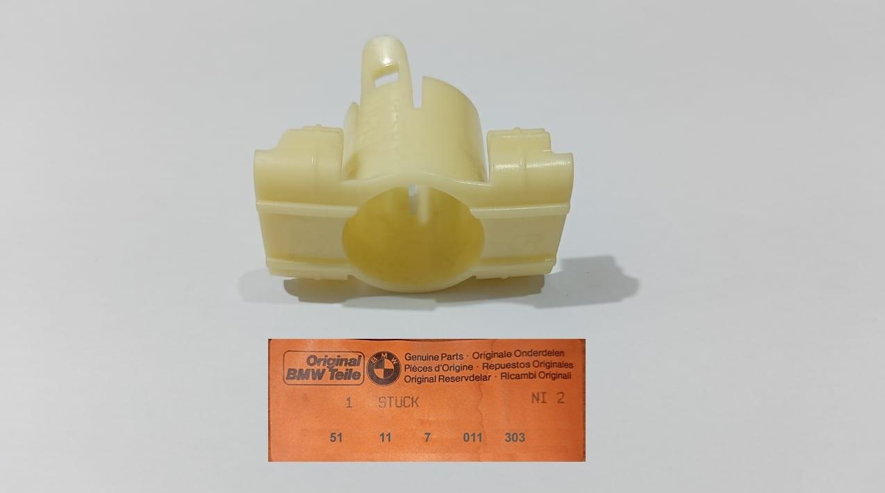 BMW E39 Exterior Left PDC Bracket 51117011303 GENUINE