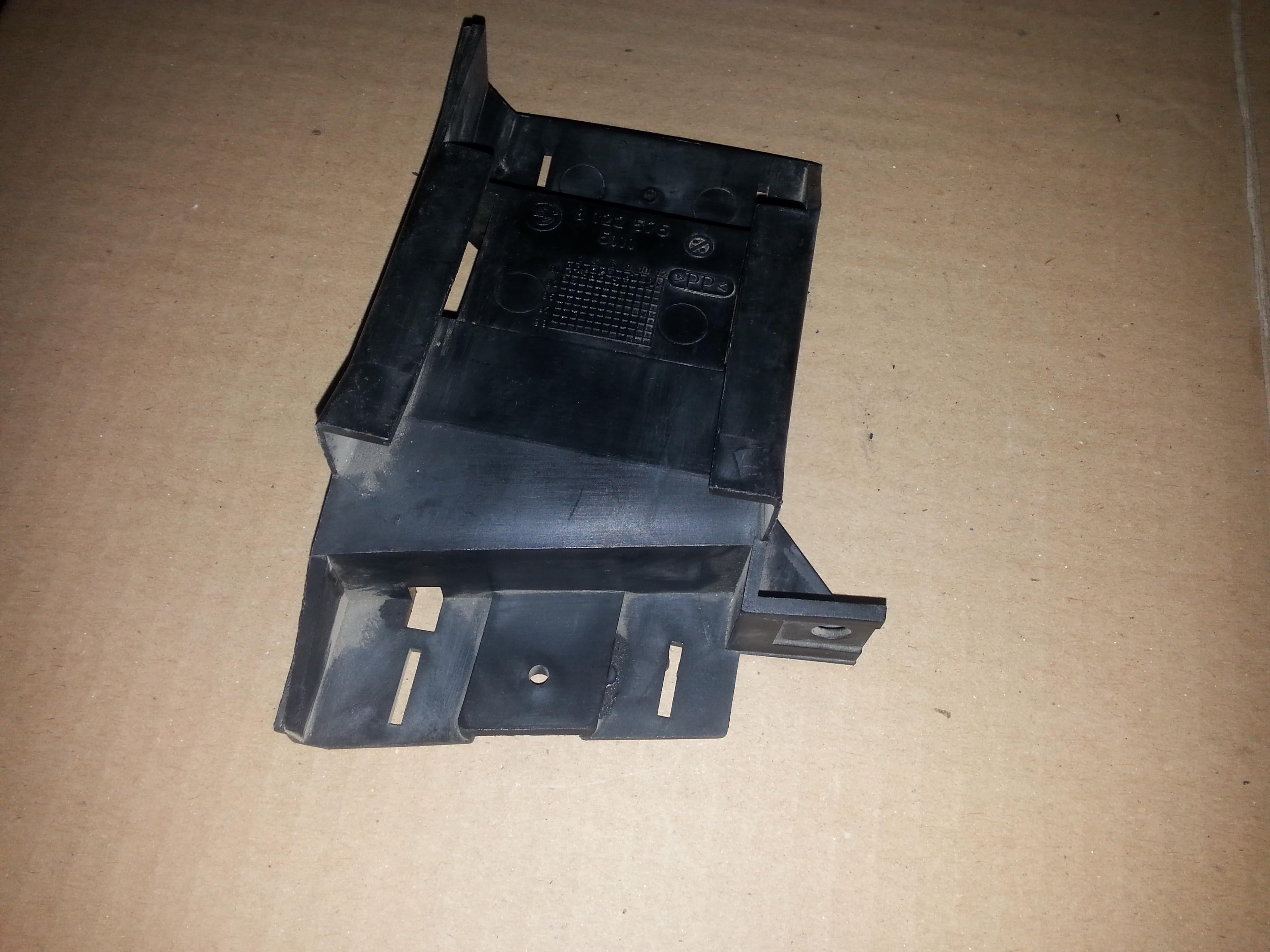 BMW Left Insert 51118122575 GENUINE