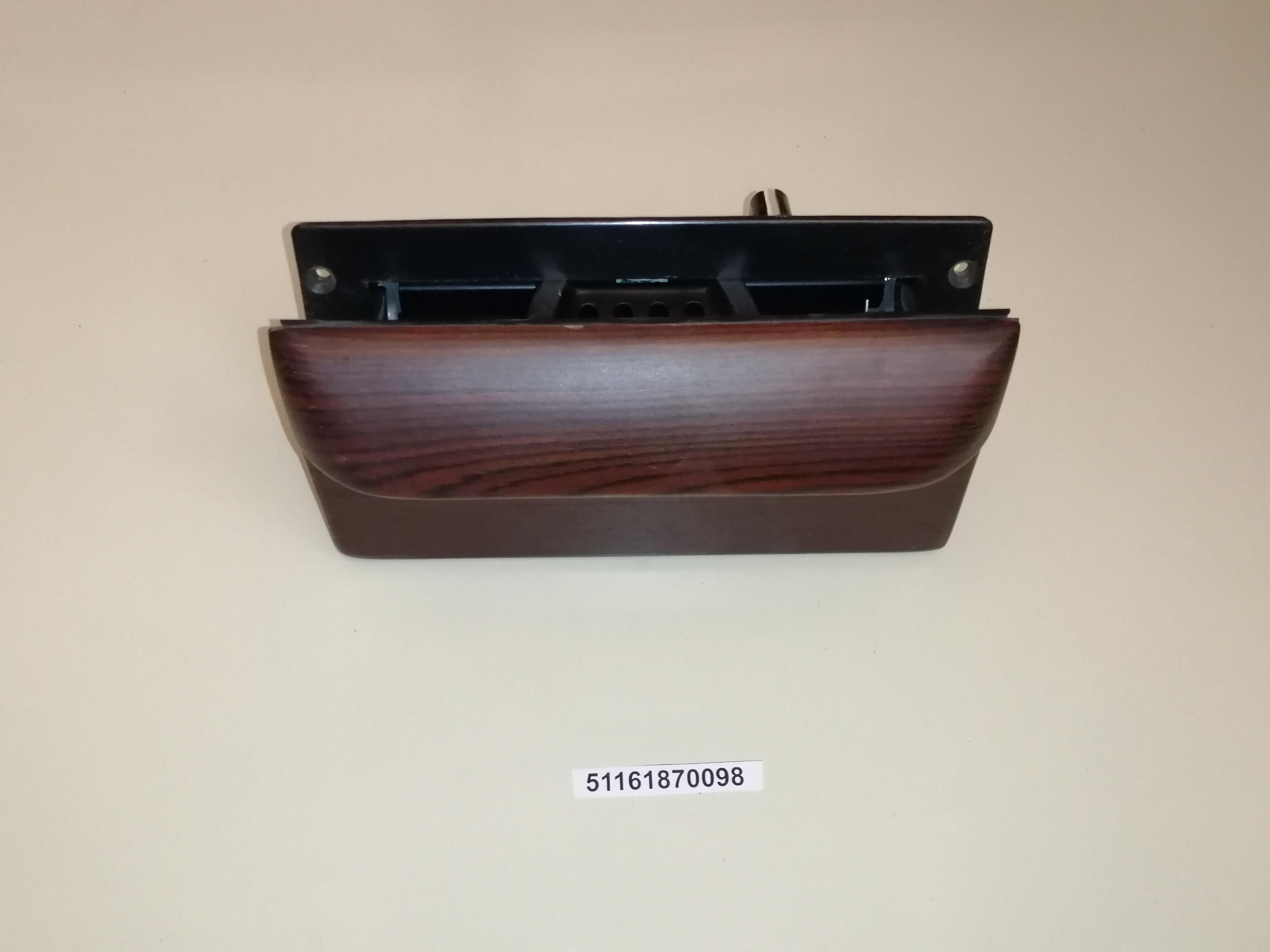 BMW 51161870098 Ashtray E23