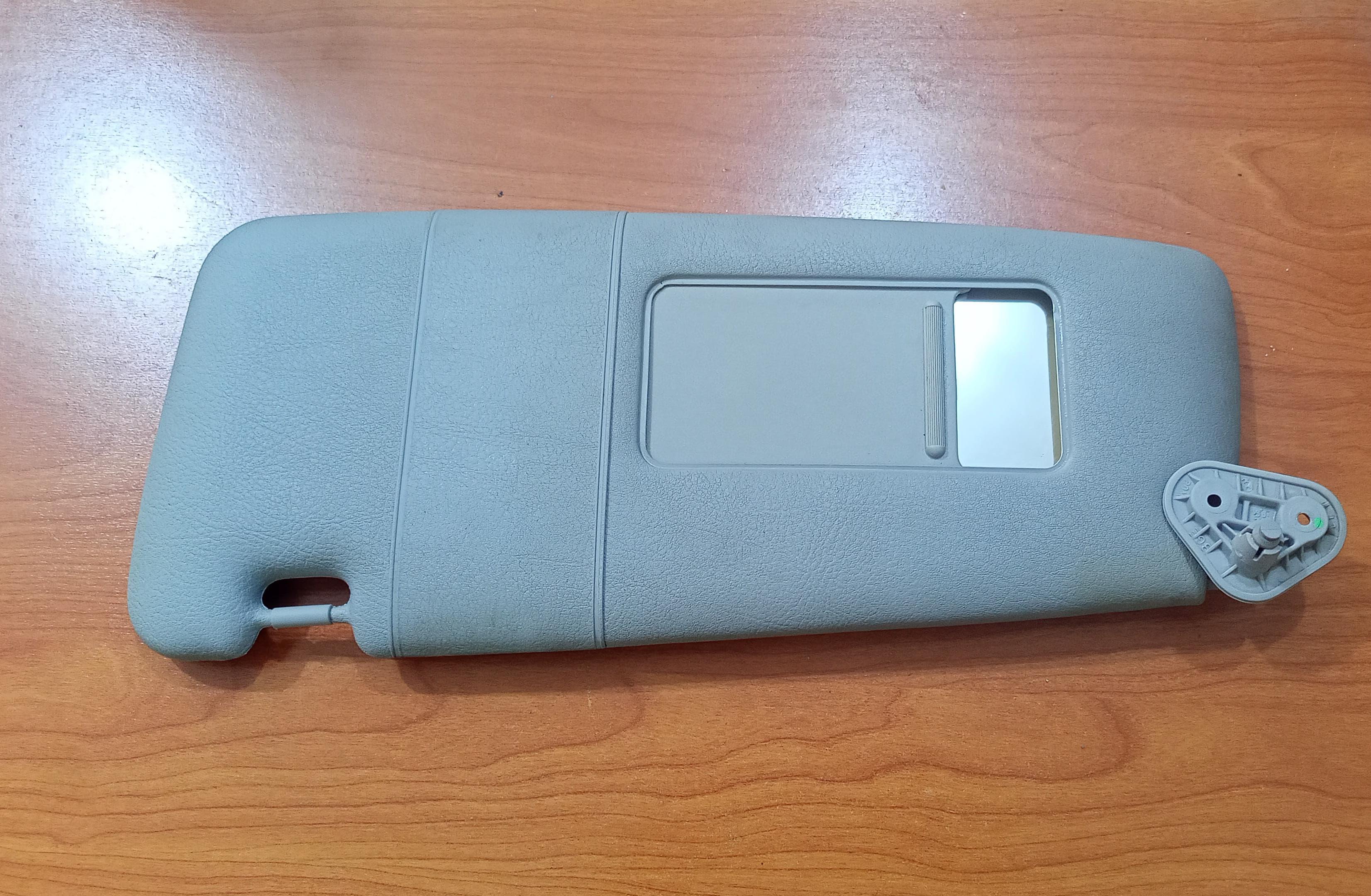 BMW E46 Left Sun Visor With Mirror Covering 51168267901 GENUINE