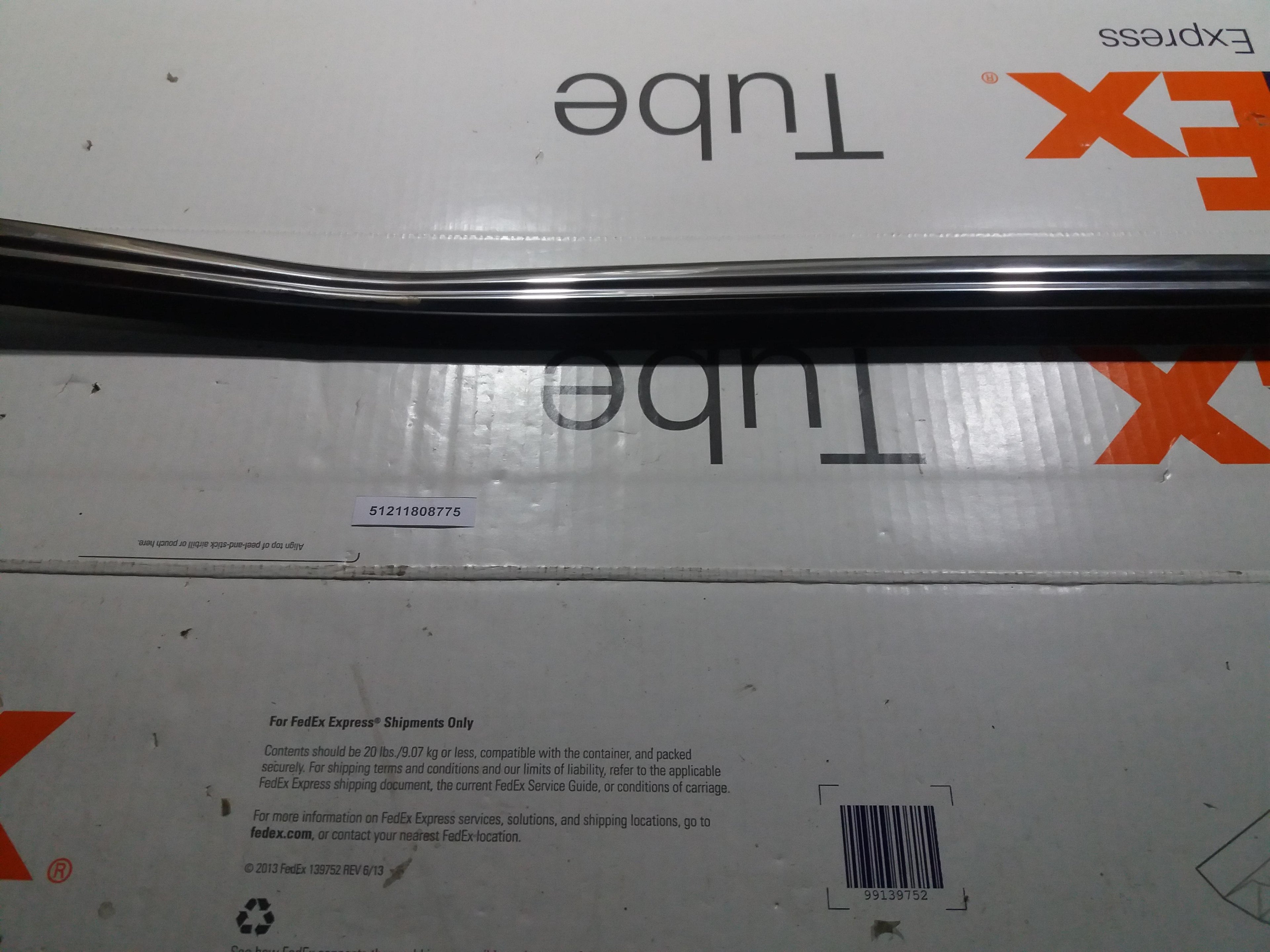 BMW Left Outer Door Weather Strip 51211808775 E12