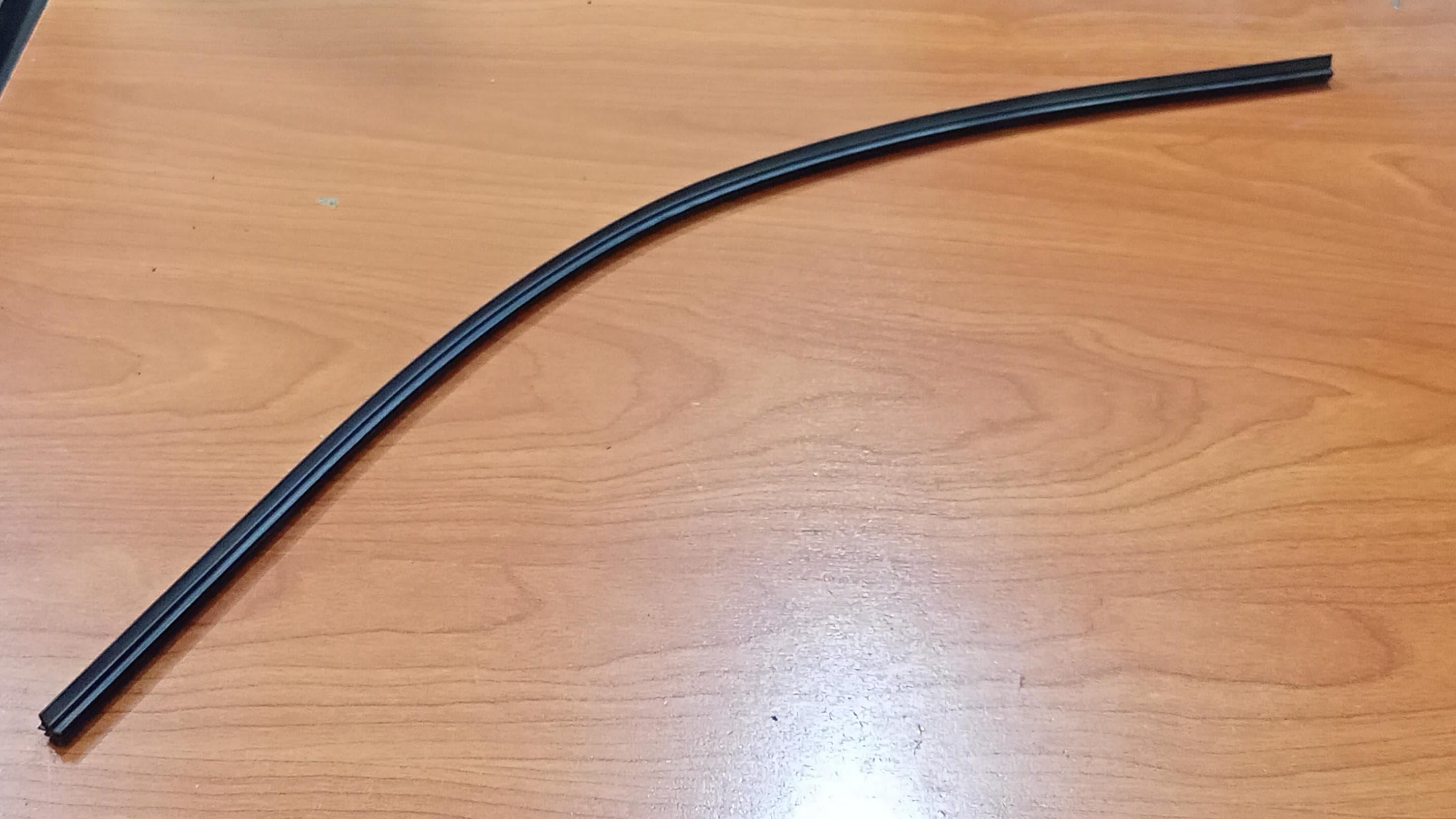 BMW E28, E36, E85, E86 Wiper Rubber 61618220913 GENUINE