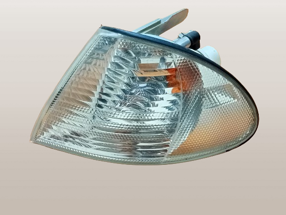 BMW E46 Front Left Turn Indicator 63136902765 GENUINE
