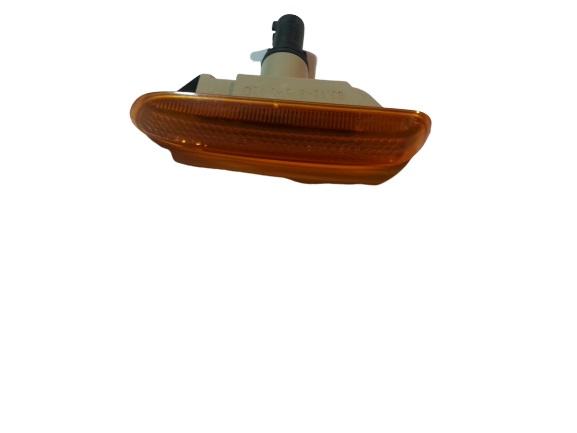 BMW E46 Additional Right Turn Indicator Lamp 63138370720 GENUINE