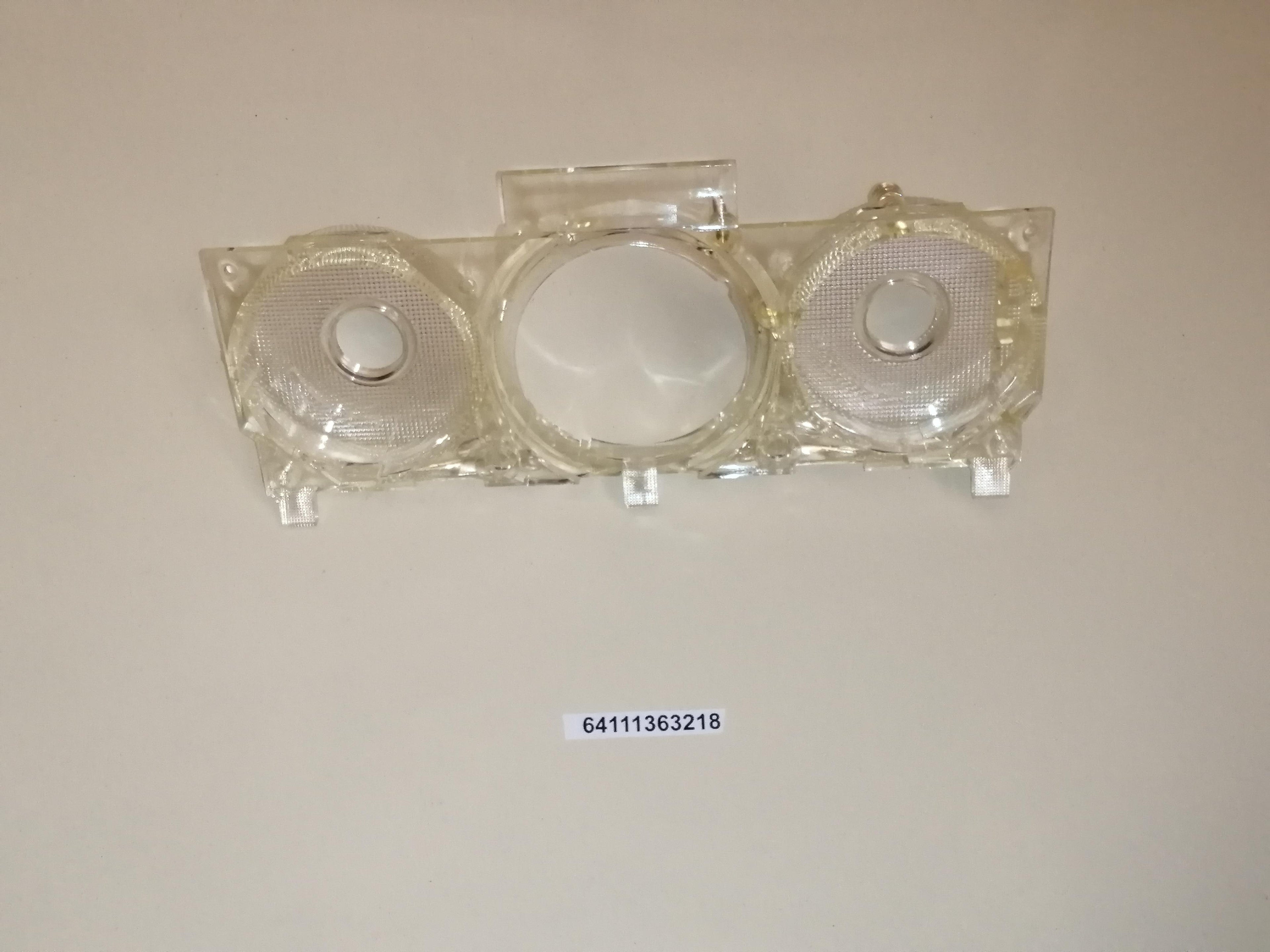 NEW BMW 64111363218 ILLUMINATION PLATE AC E12 E12