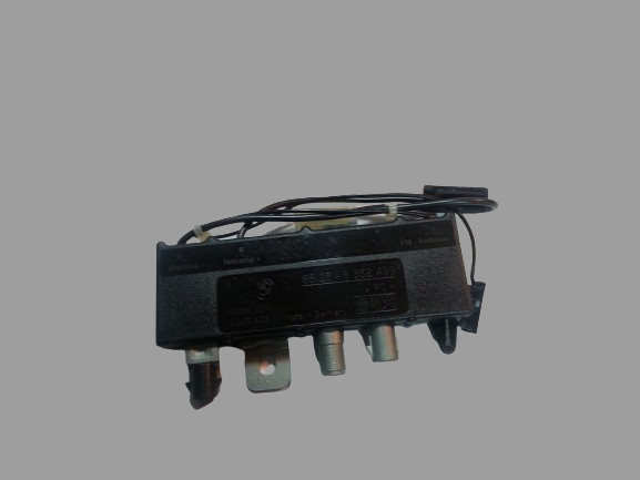 BMW 65248352499 5 7 Series E38 E39 Audio Stereo System Amplifier Control Unit
