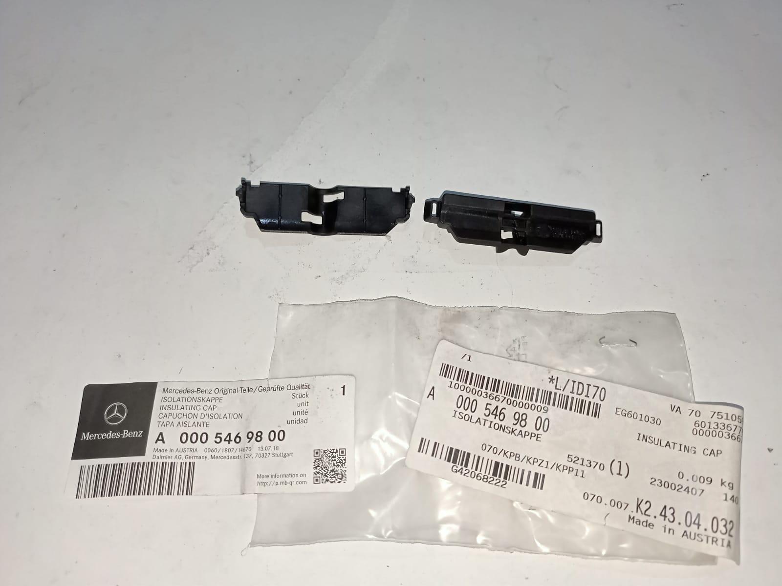 Mercedes-Benz  INSULATING CAP