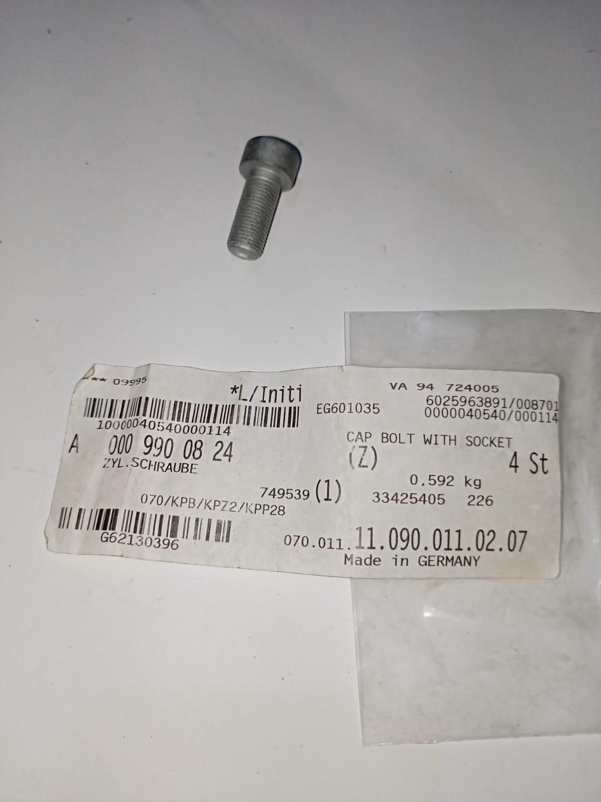 Mercedes-Benz Drive Shaft Bolt A0009900824