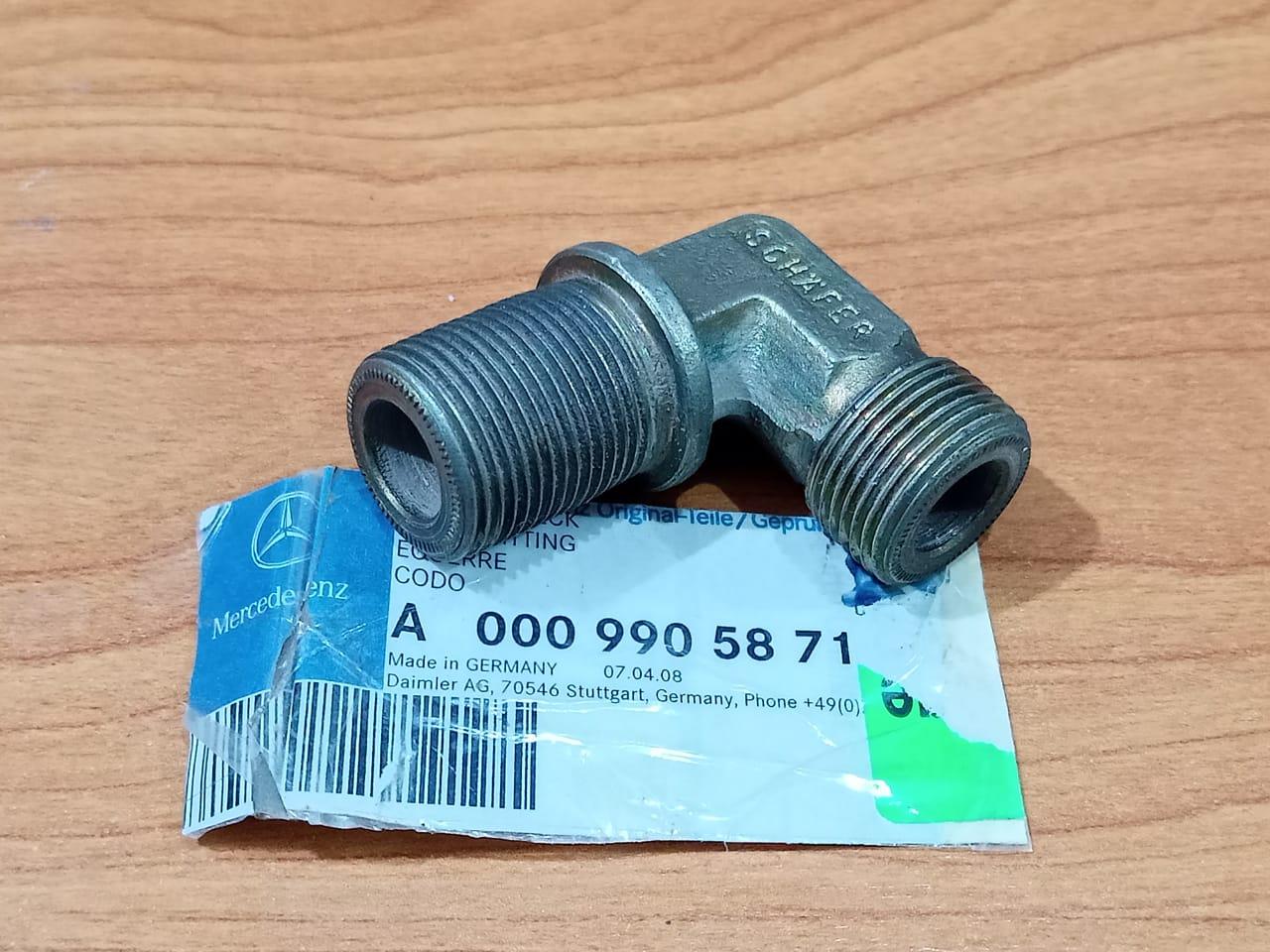 Mercedes-Benz W140 W220 Pressure Regulator Fitting A0009905871