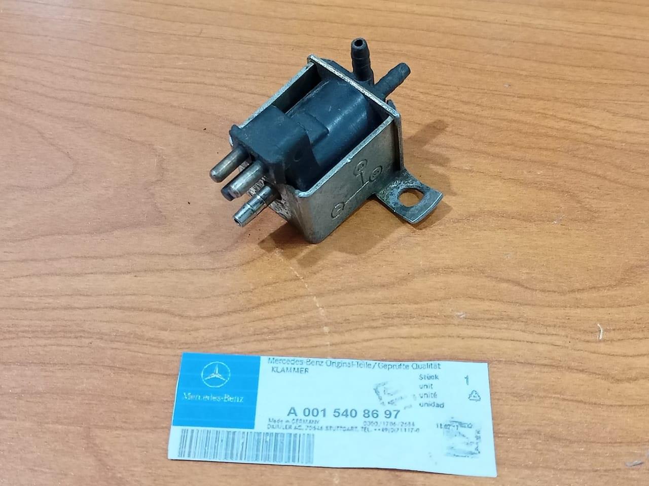 Mercedes-Benz Solenoid Valve 0015408697