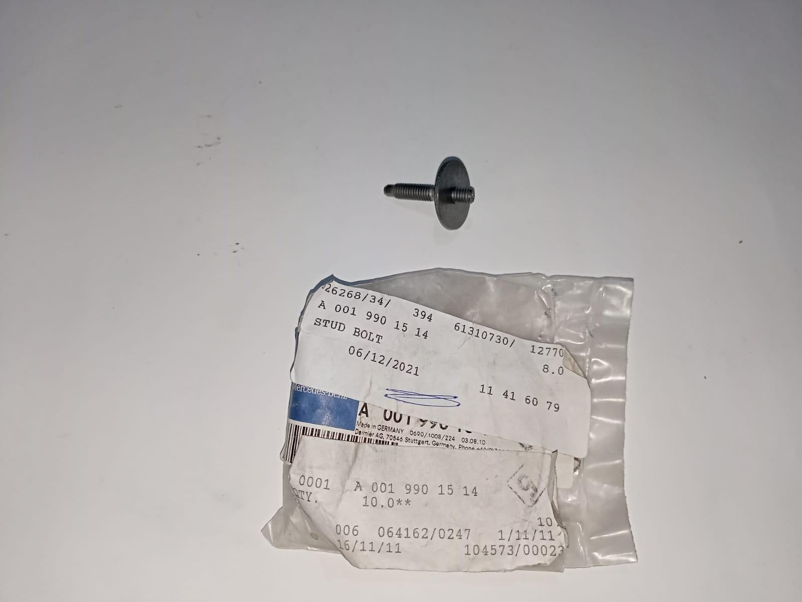 Mercedes-Benz W124 W201 Fender Lower Bolt 0019901514