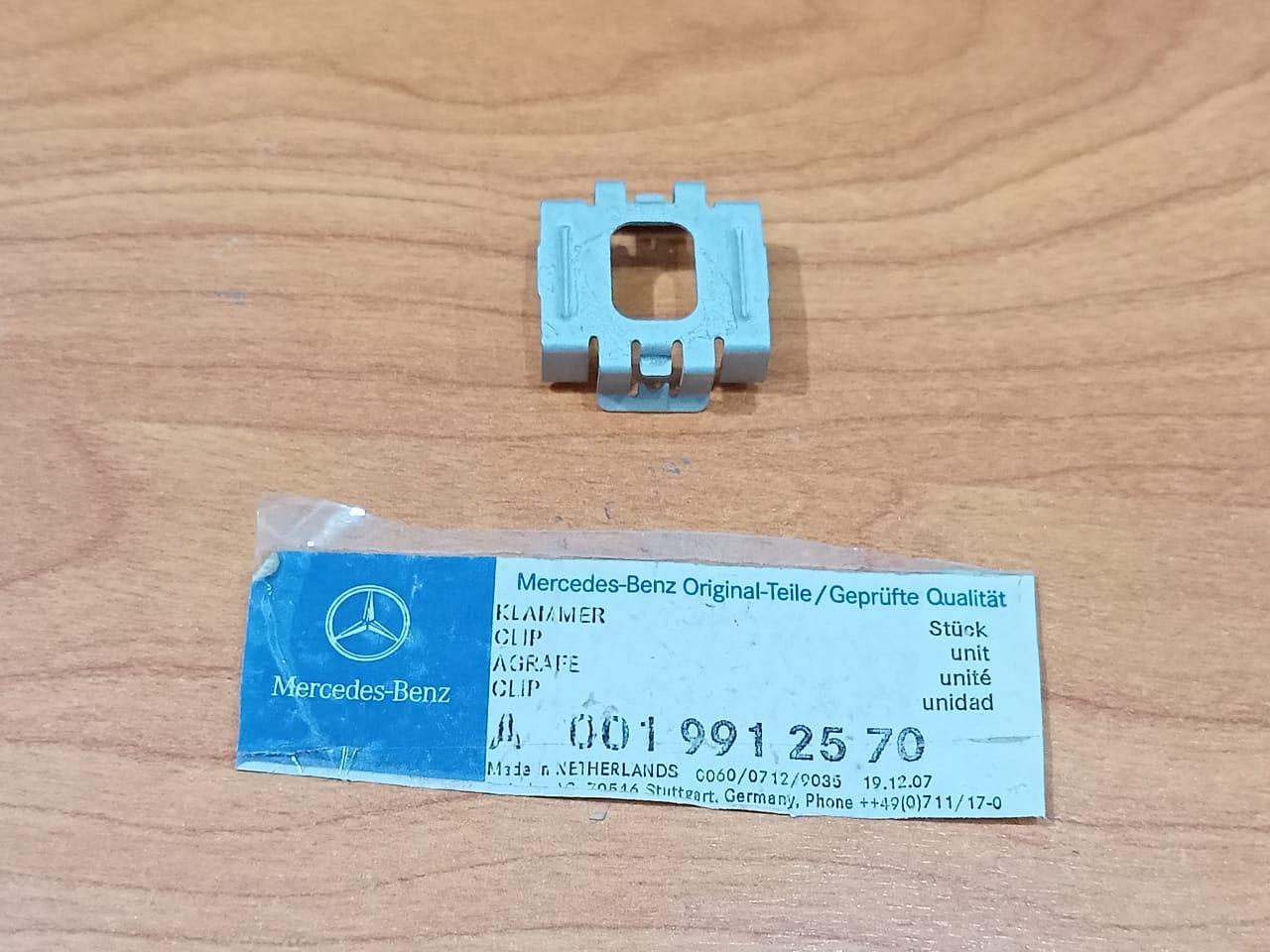 MERCEDES BENZ  A 0019912570 Sunroof Frame Clip