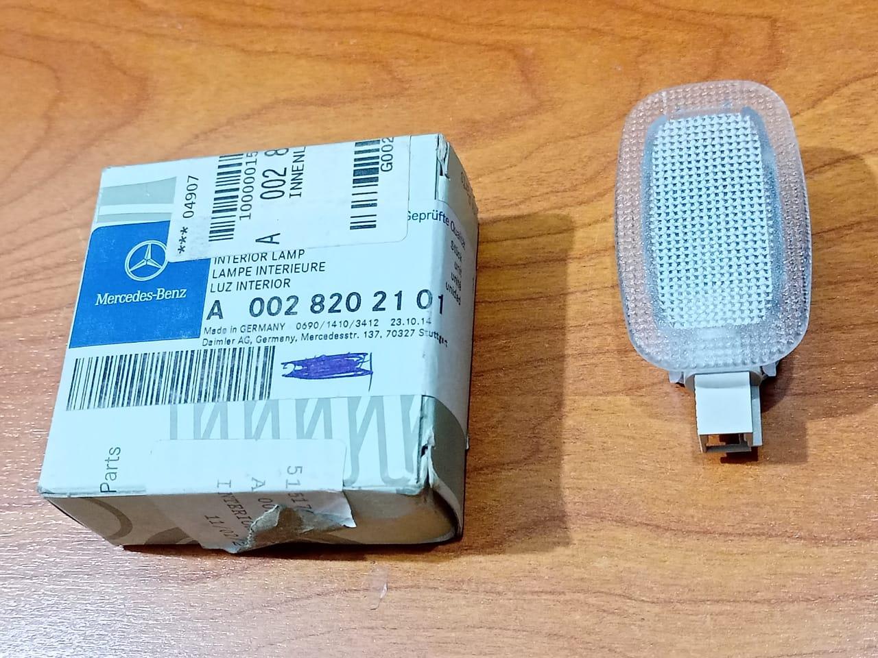 MERCEDES BENZ W204 Interior Light Lamp A0028202101