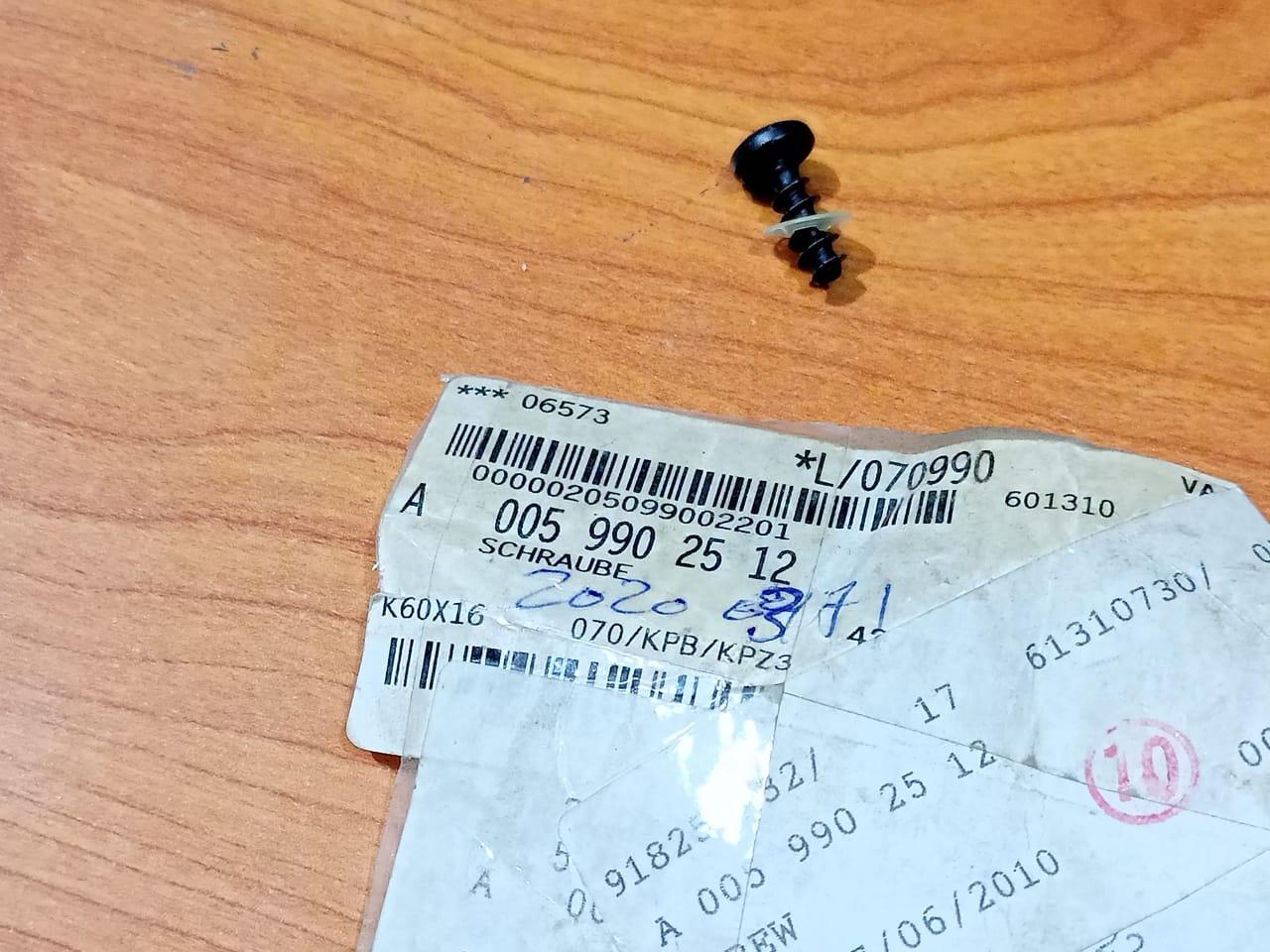 Mercedes-Benz W164 High Pressure Line Bolt A0059902512