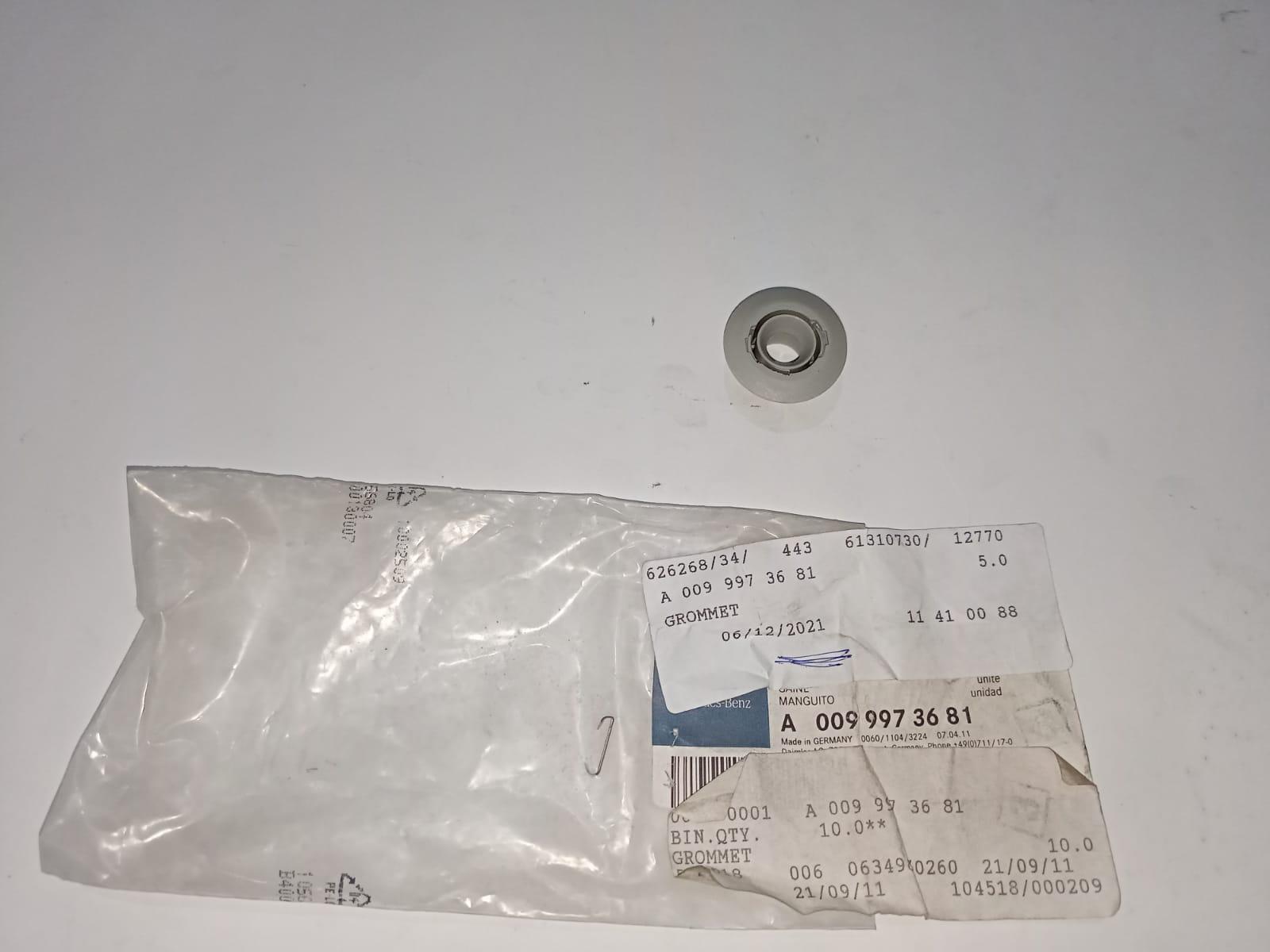 Mercedes-Benz SL600 Rocker Molding Grommet 0099973681
