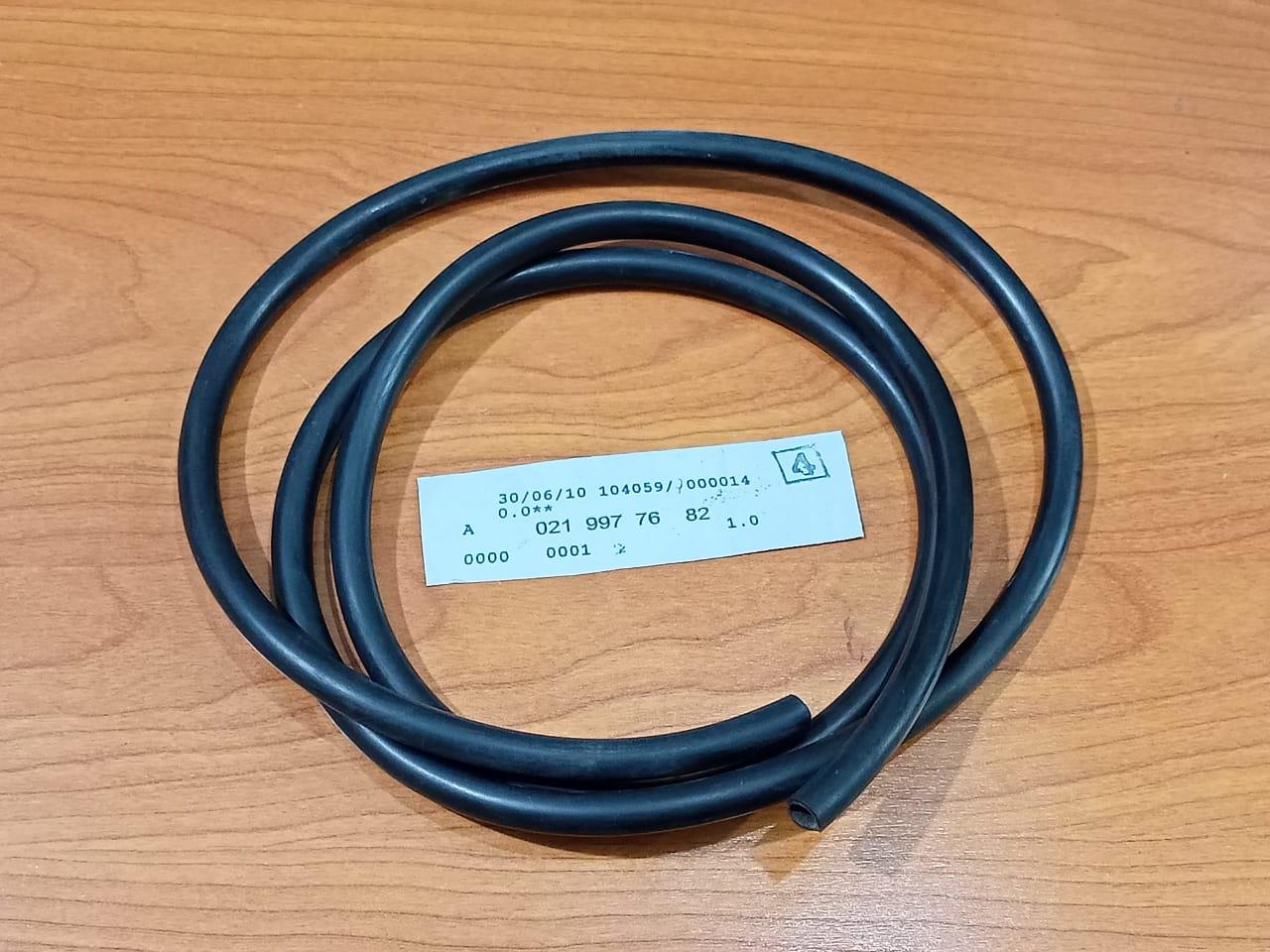 MERCEDES BENZ W108 W109 W111 W112 Hose A0219977682
