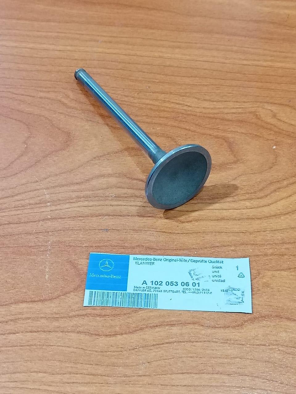 Mercedes-Benz M102 Intake Valve E10206