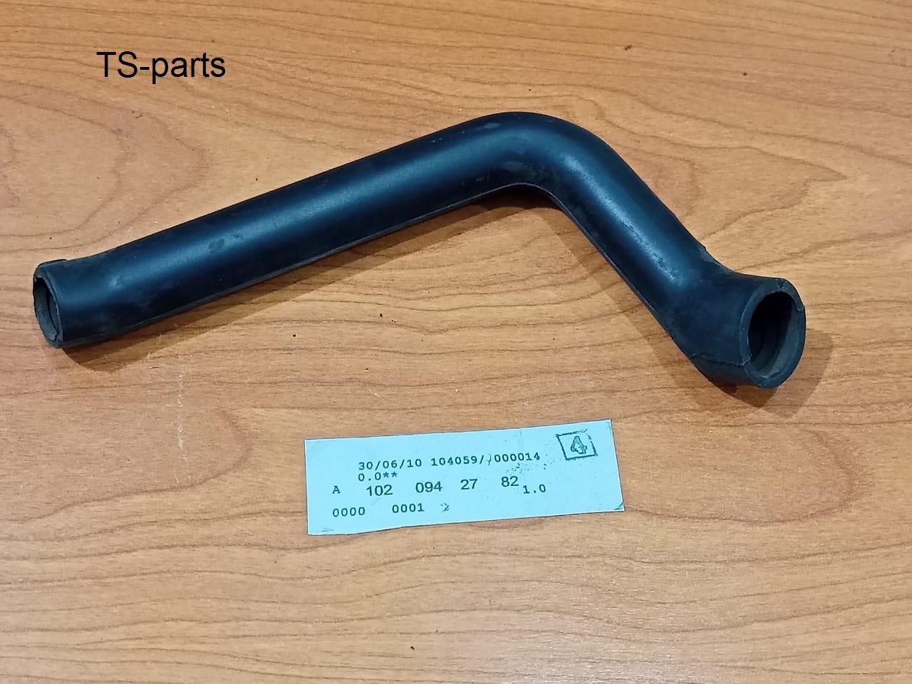 MERCEDES BENZ W123 Air Intake Hose A1020942782