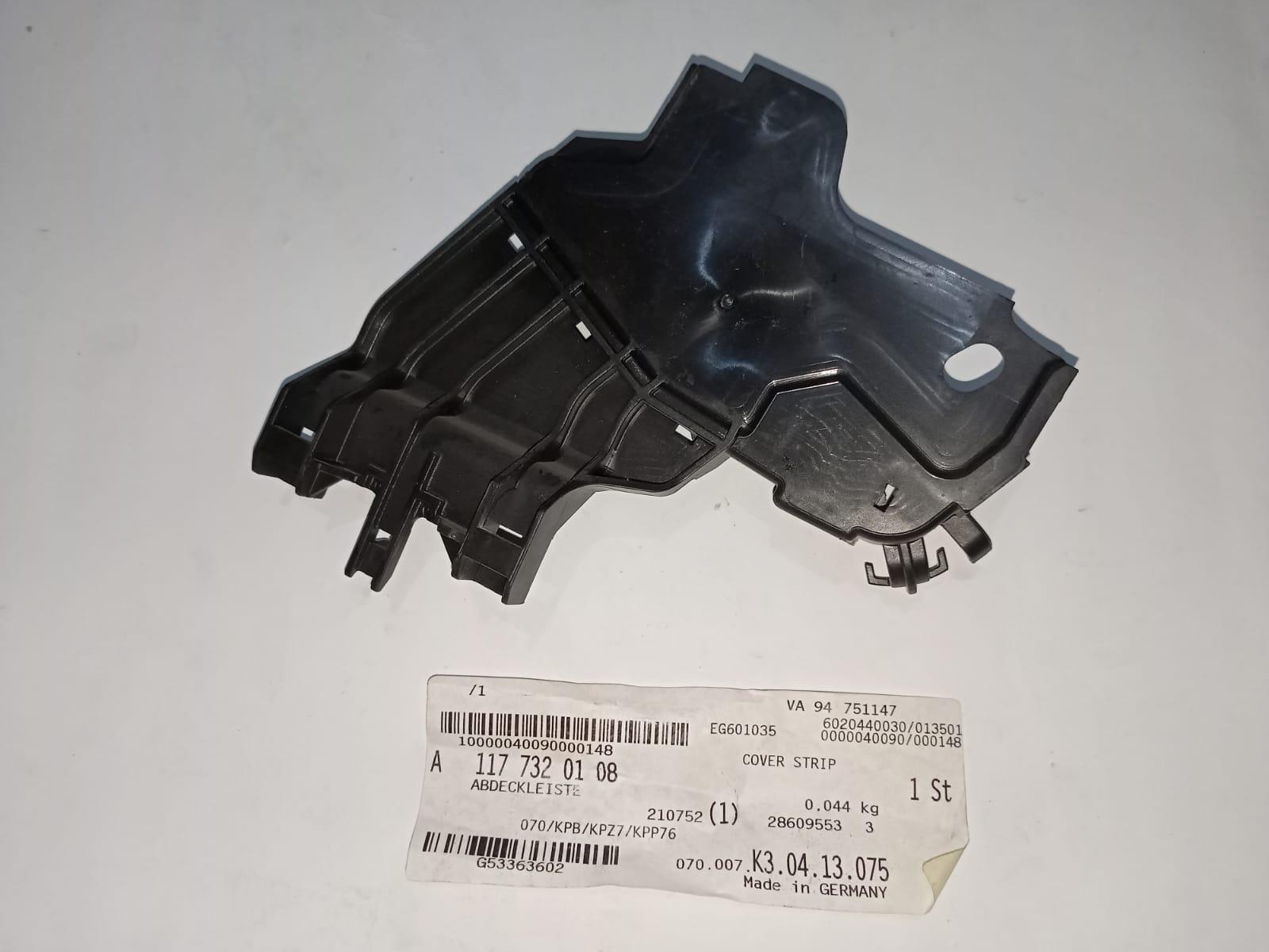 Mercedes-Benz CLA250 C117 Lock Cover 1177320108