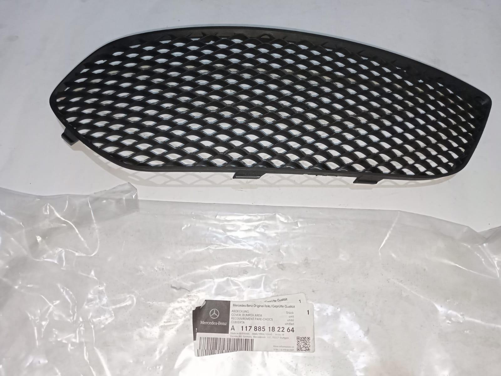 Mercedes-Benz W117 Side Cover 1178851822