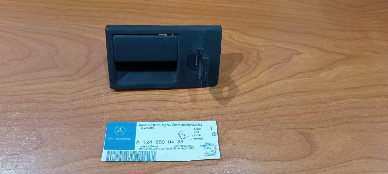 MERCEDES BENZ  A 1246800484  W124 CLOSURE GLOVE COMPARTMENT LID