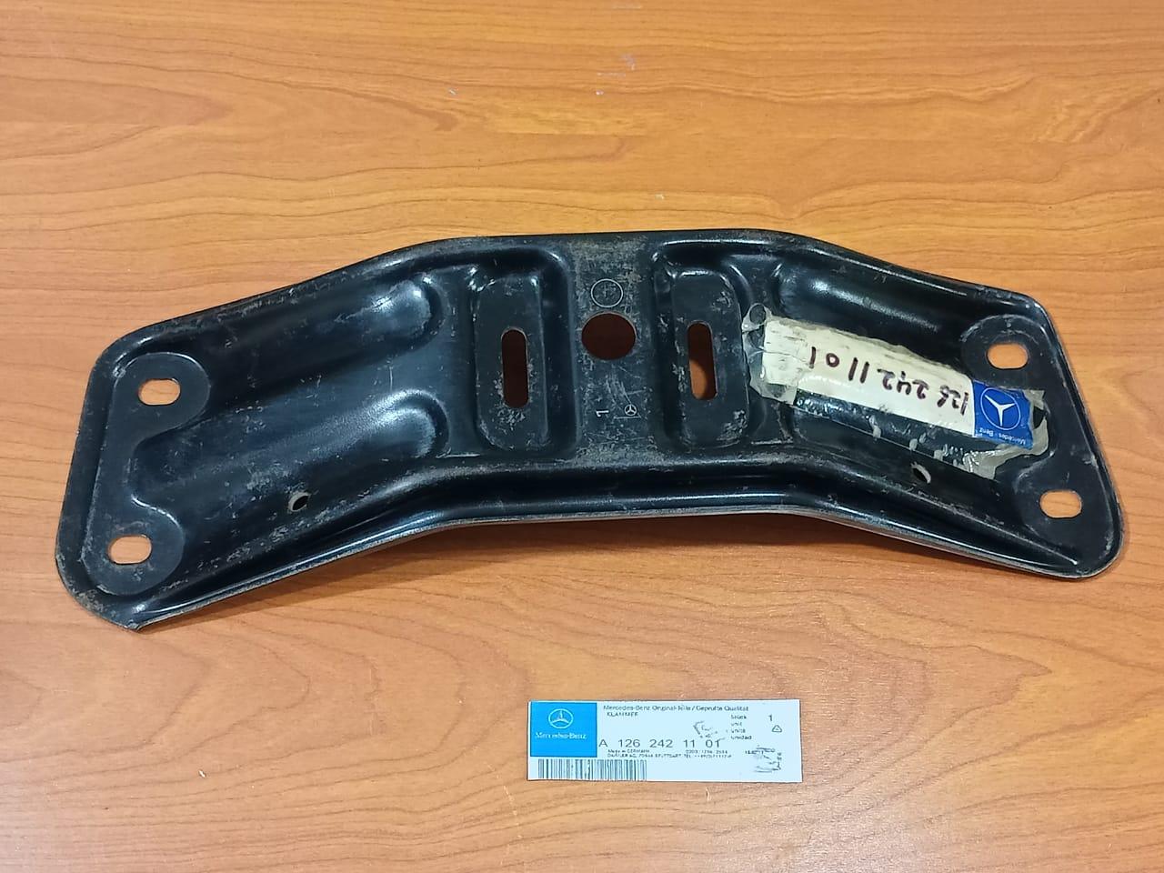 Mercedes-Benz W126 Support A1262421101