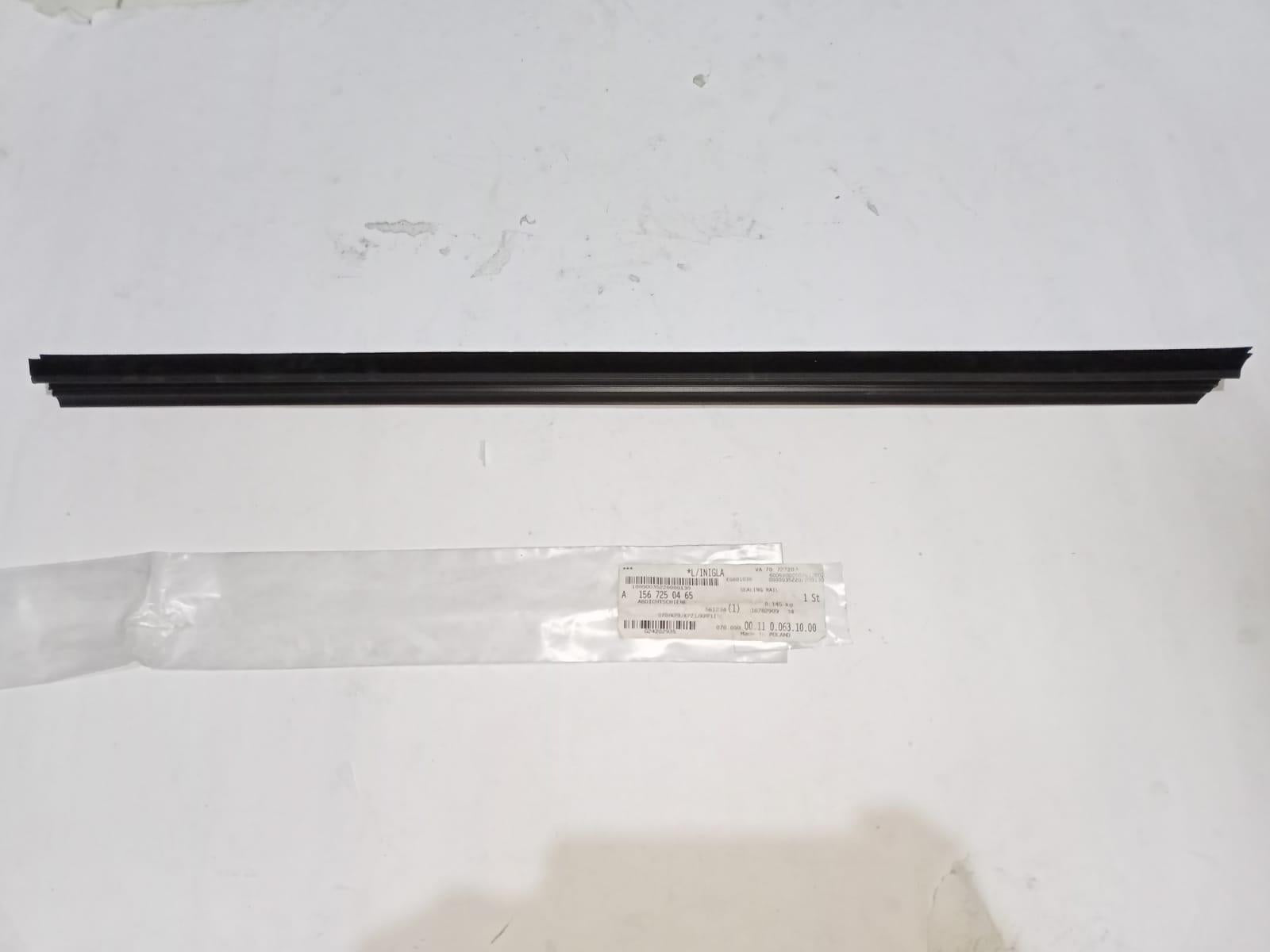 Mercedes-Benz GLA250 Belt Weatherstrip 1567250465