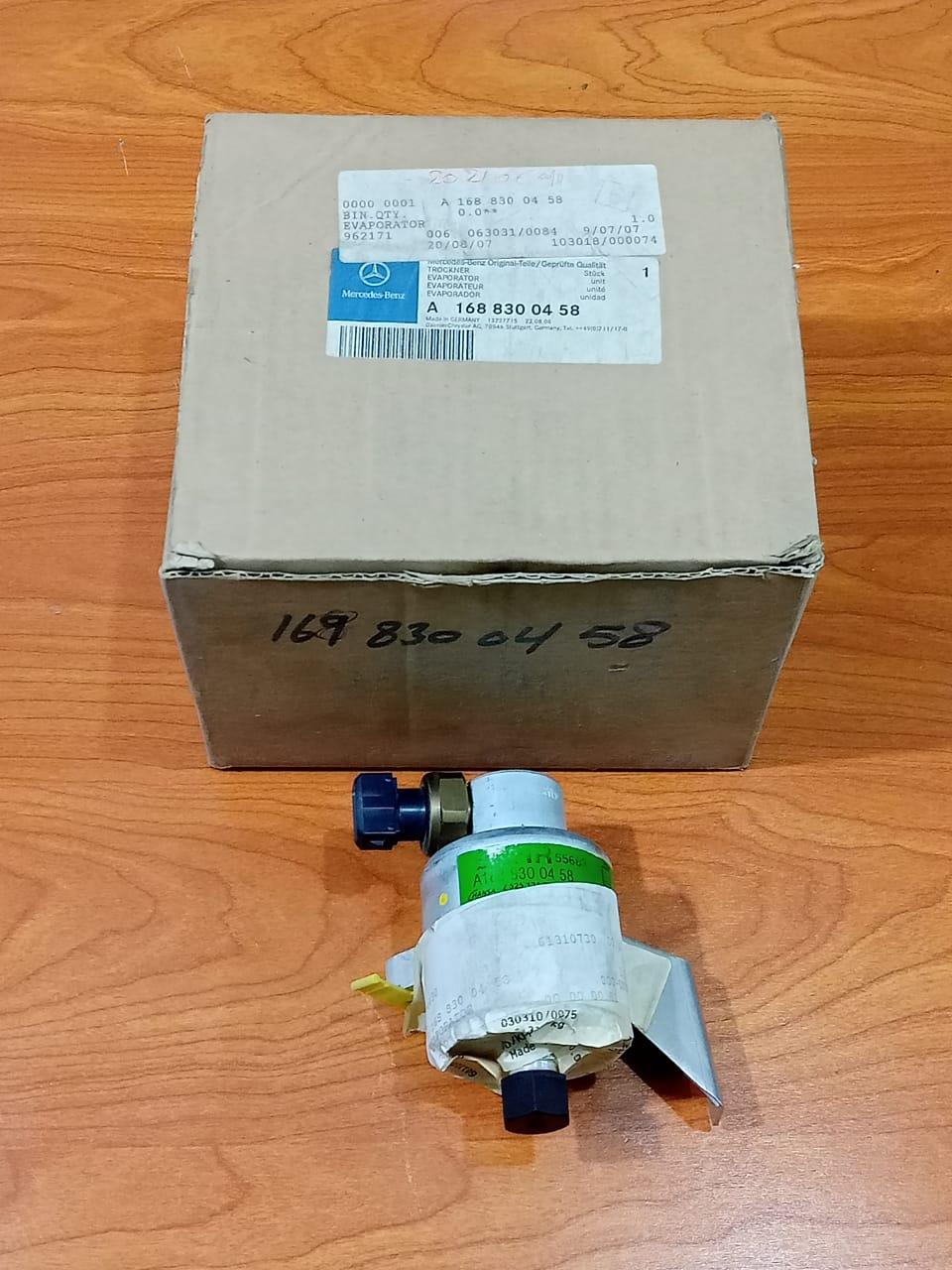 GENUINE MERCEDES-BENZ A W168 A/C Dryer Cartridge A 1688300458 NEW