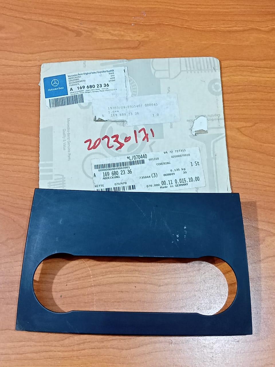 MERCEDES W169 W245 Radio Slot Cover A1696802336