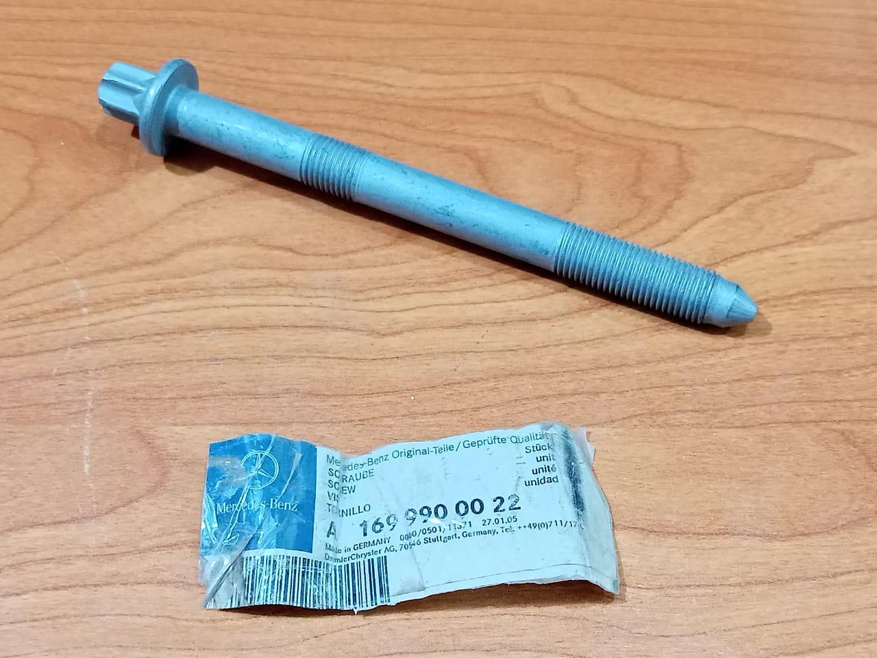MERCEDES BENZ W169 W245 Screw Bolt A1699900022