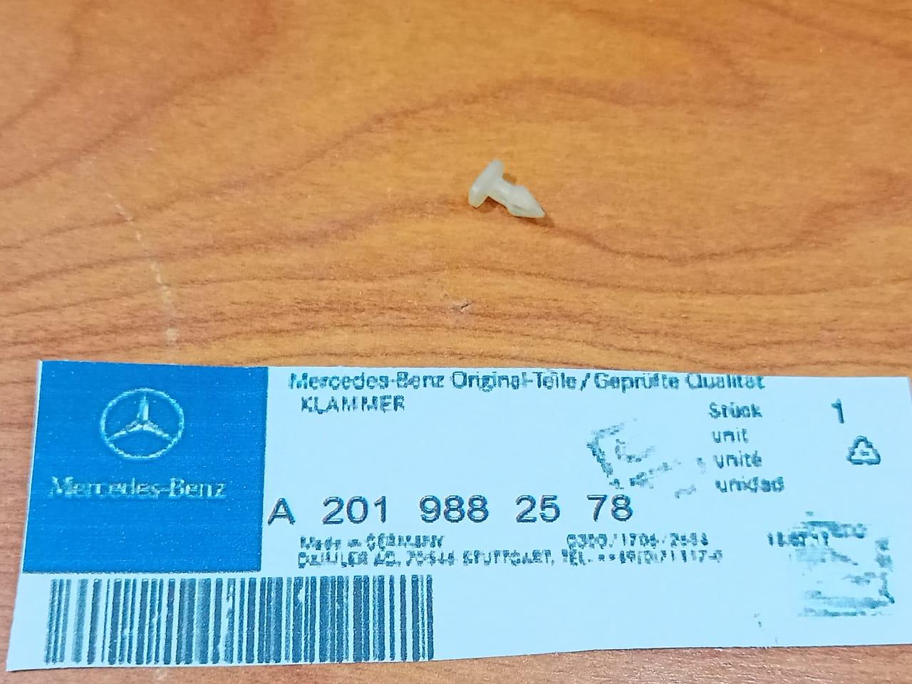 MERCEDES 190 C123 S123 W114 W115 W116 W123 W126 Clip ( Set of 5 ) 2019882578