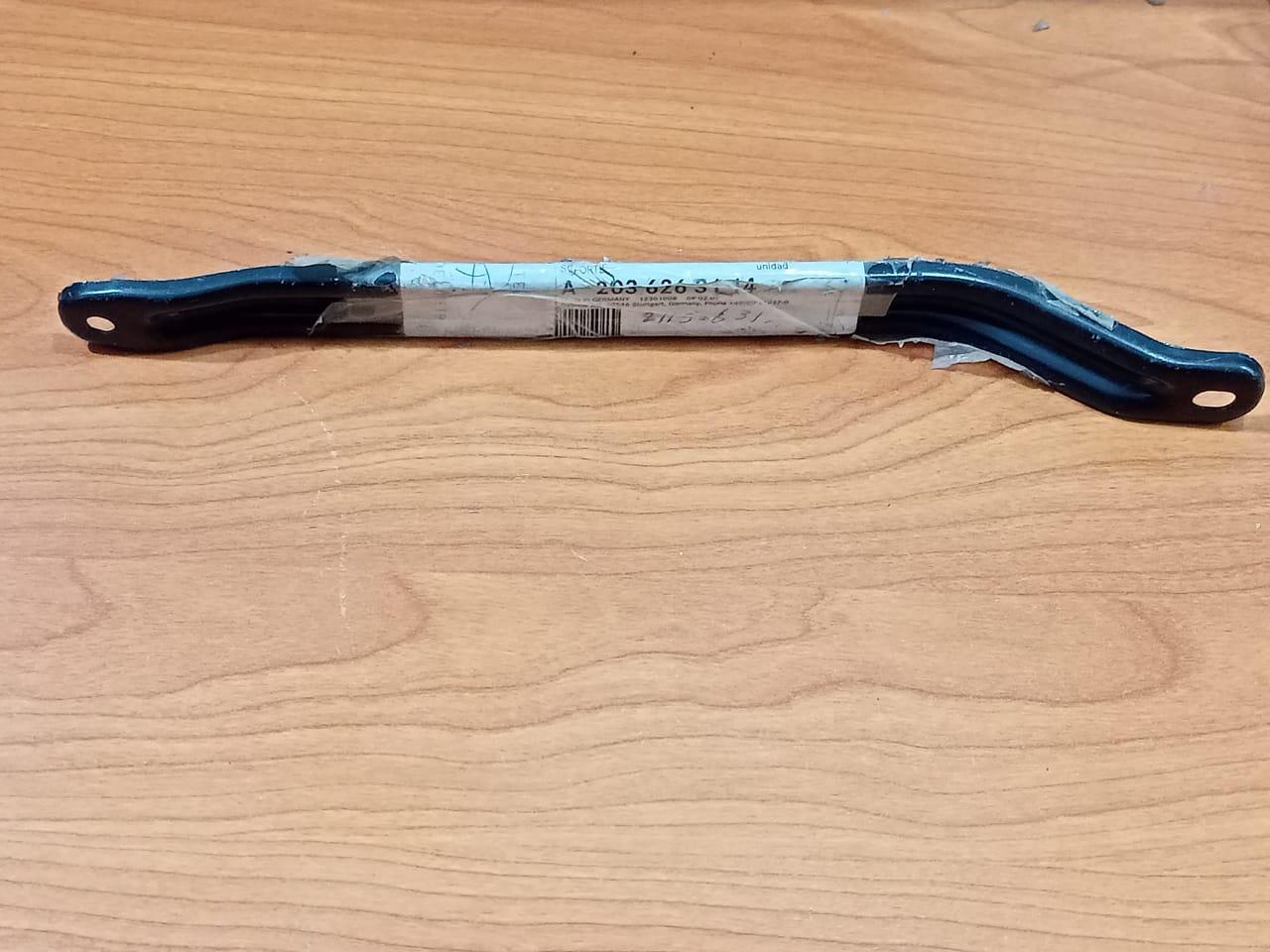 MERCEDES BENZ W203 Lower Radiator Mount Bracket A2036263114