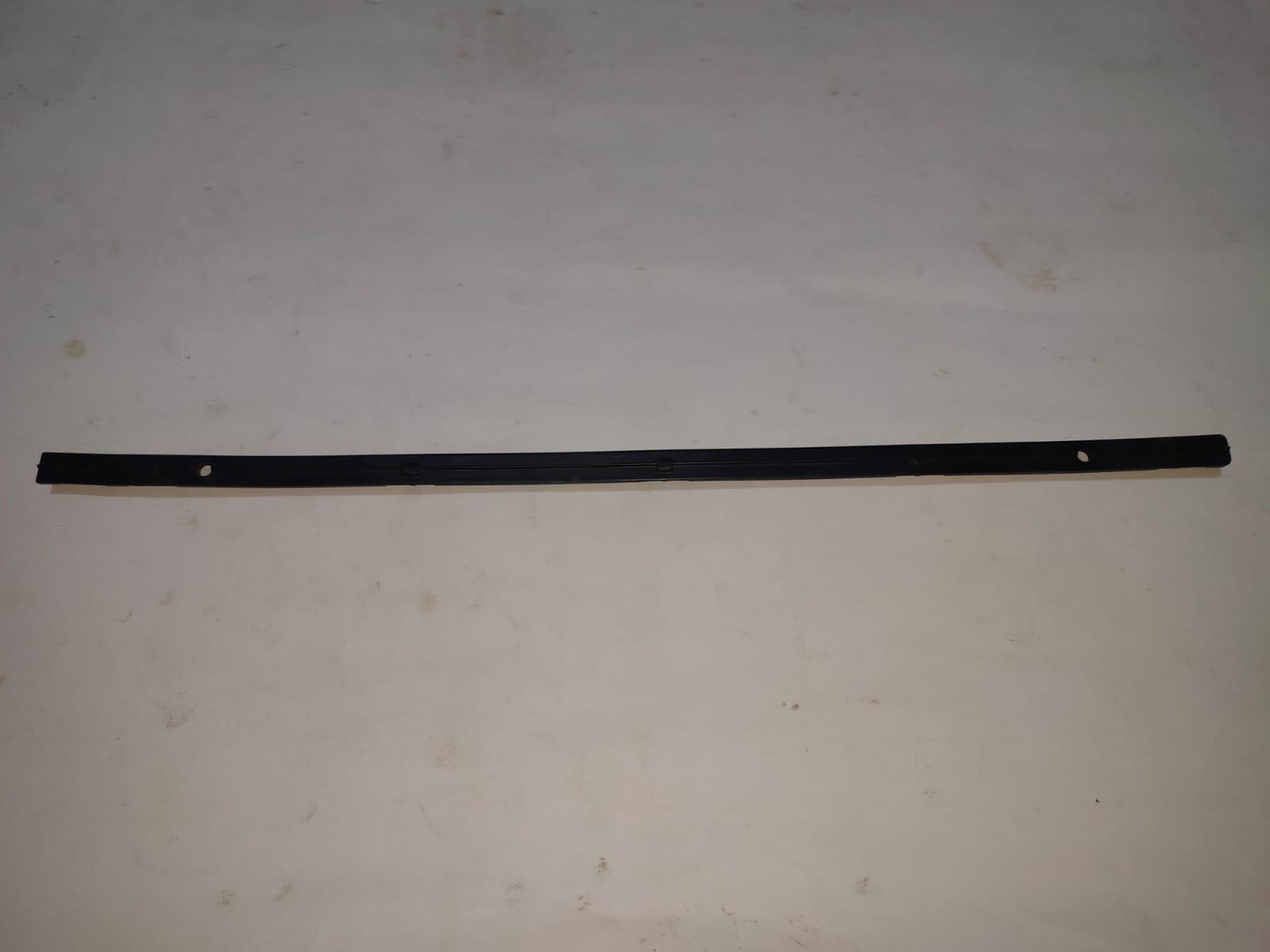 Mercedes-Benz S203 W203 Rail 2037270835