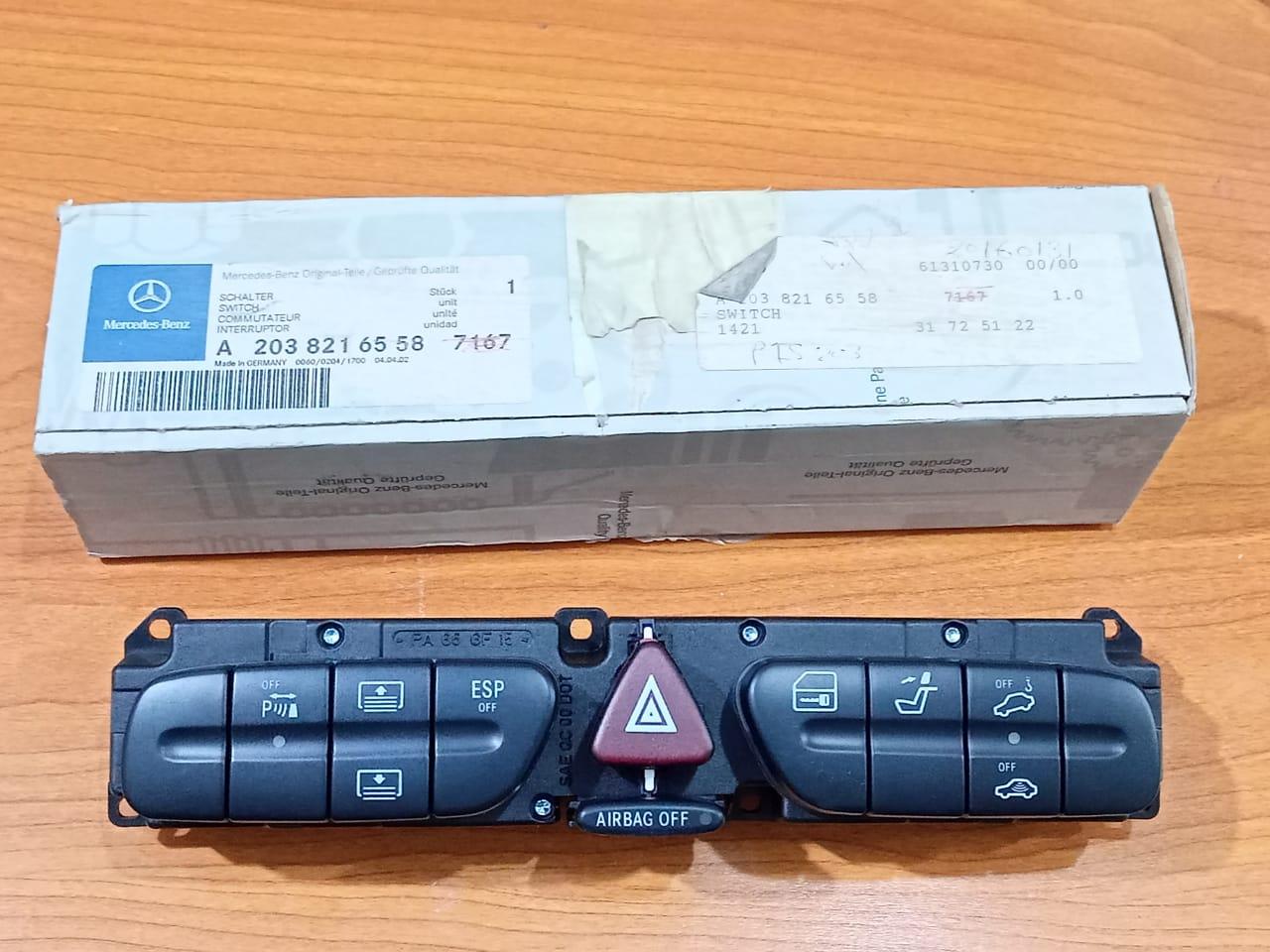 MERCEDES BENZ  A 2038216558 PDC  SWITCH  CLK (C209) 7651372