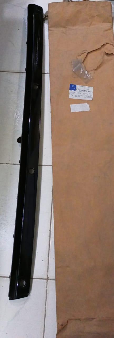 Brand New Genuine Mercedes Rear Bumper Central Rail - W203 - A2038850621